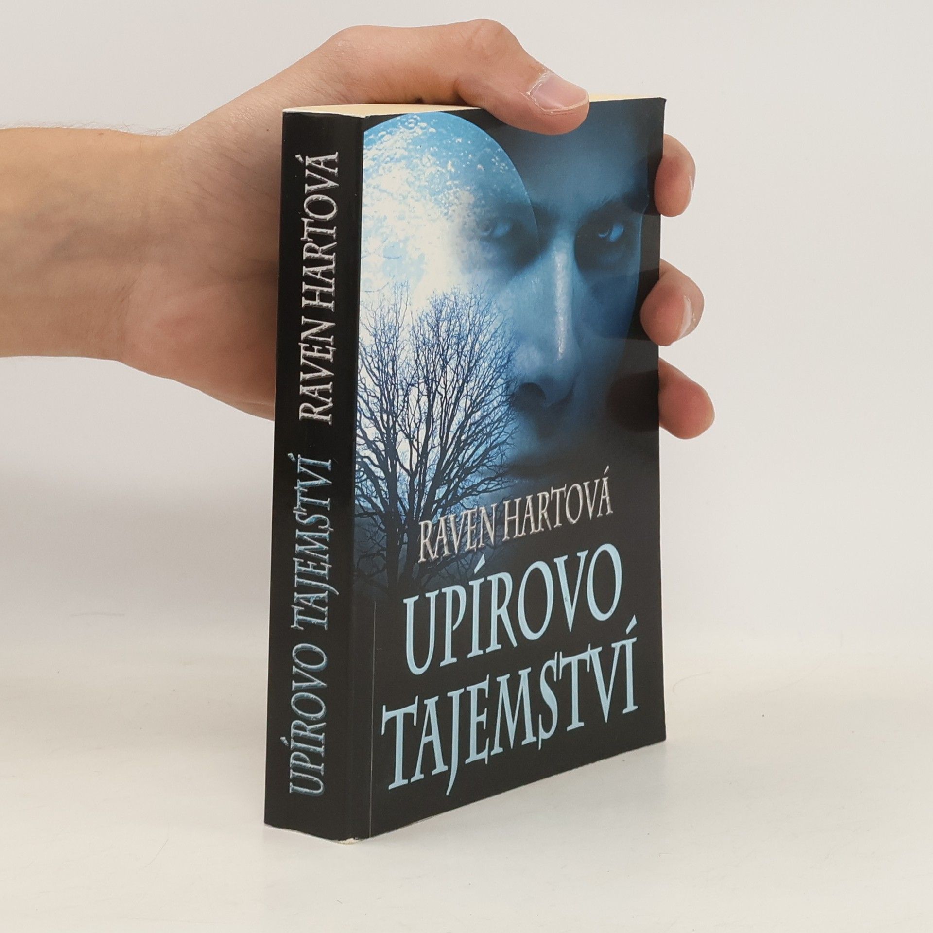 Raven Hart Upírovo tajemství