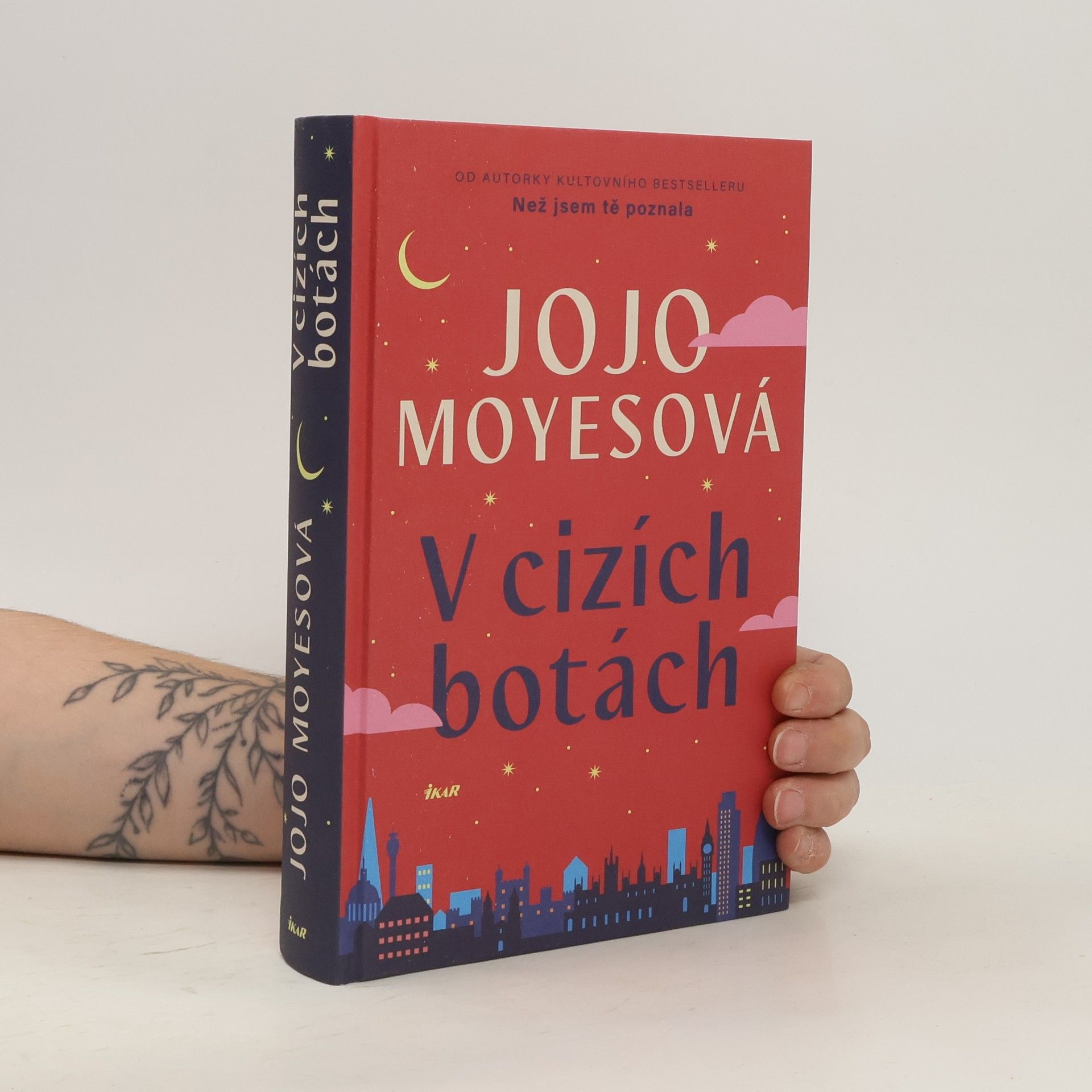 Jojo Moyes V cizích botách