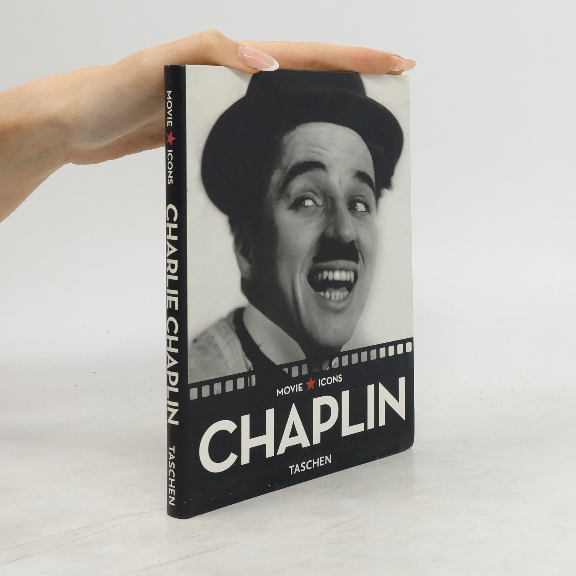 AA.VV. Chaplin, movie icons
