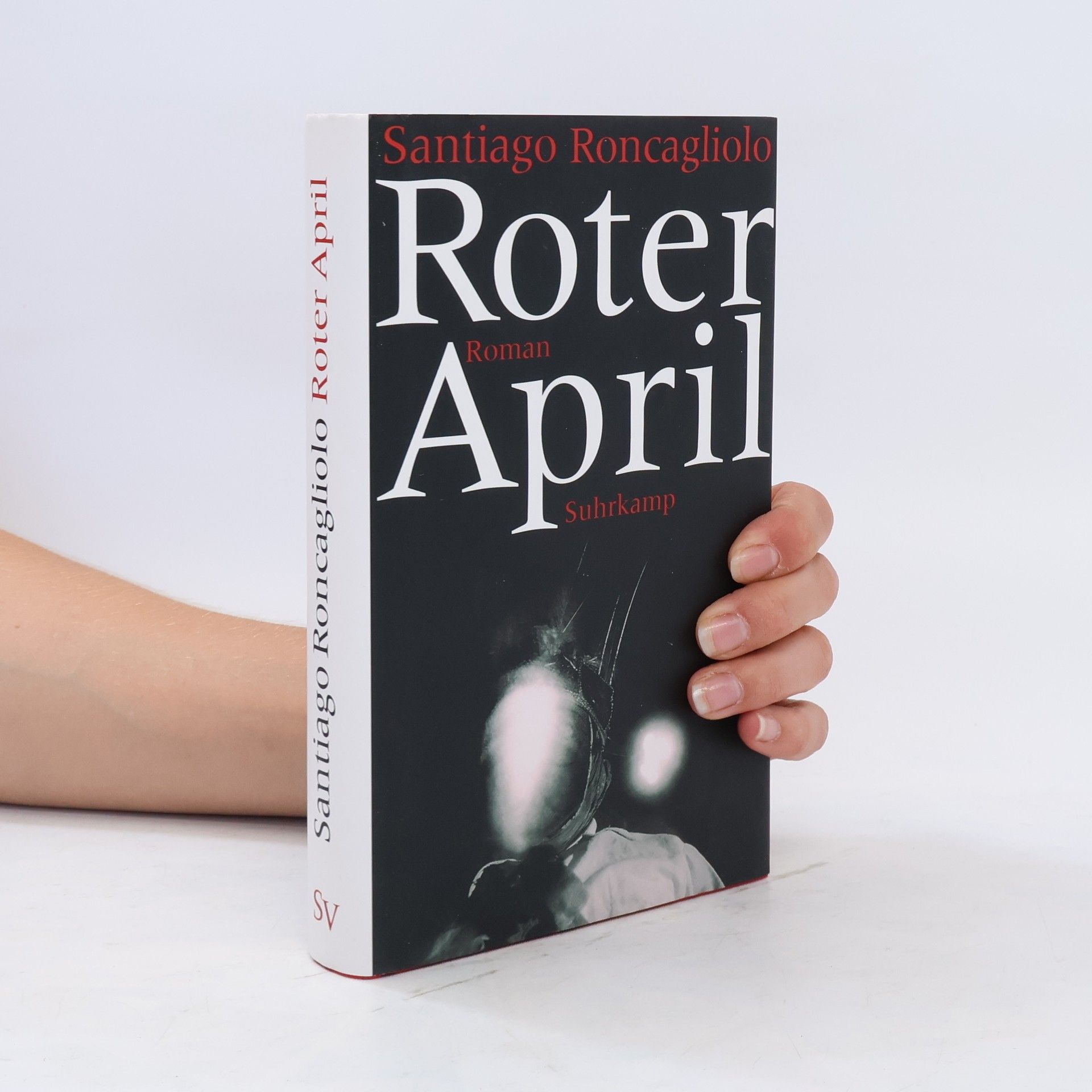 Santiago Roncagliolo Roter April