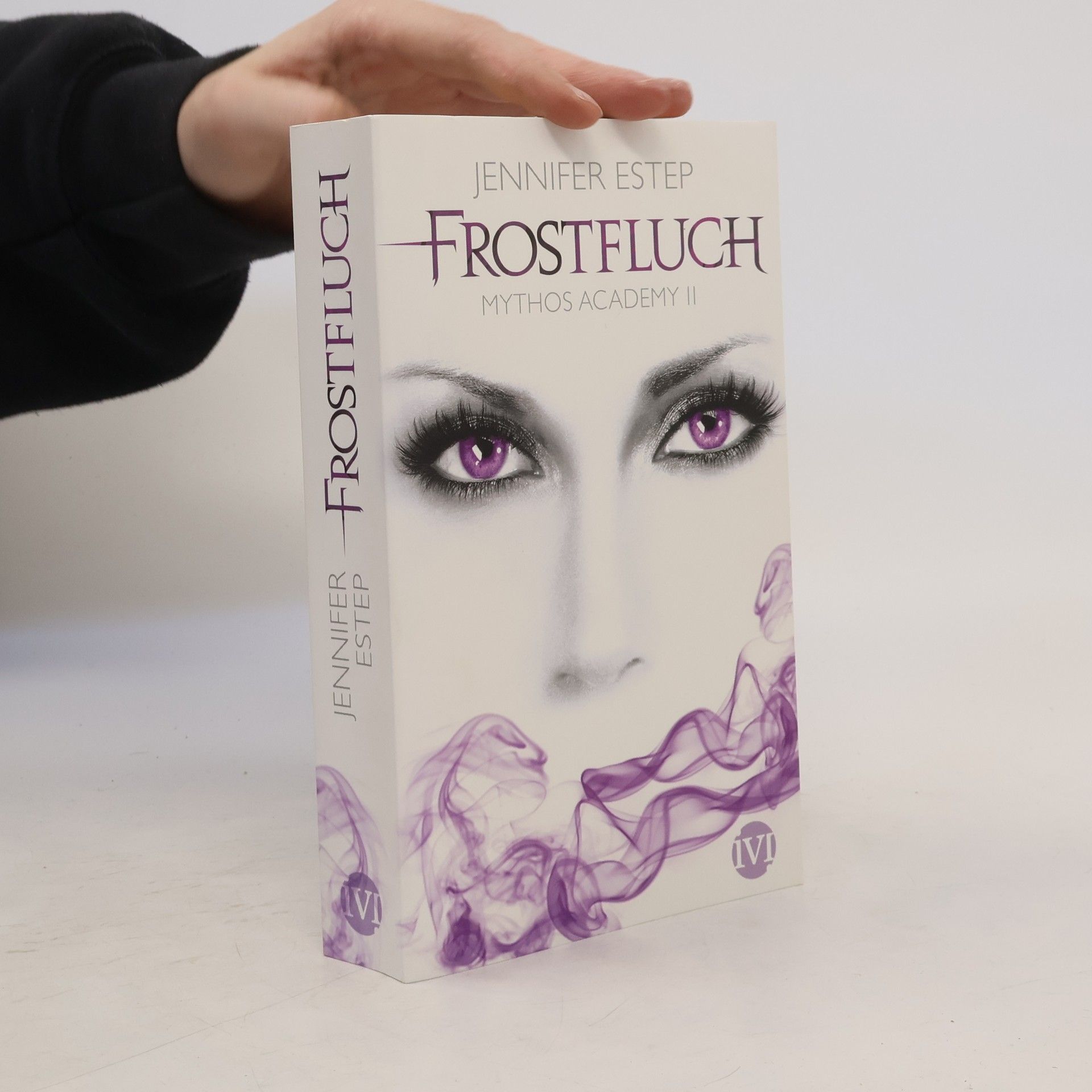 Jennifer Estep Frostfluch: Mythos Academy II.
