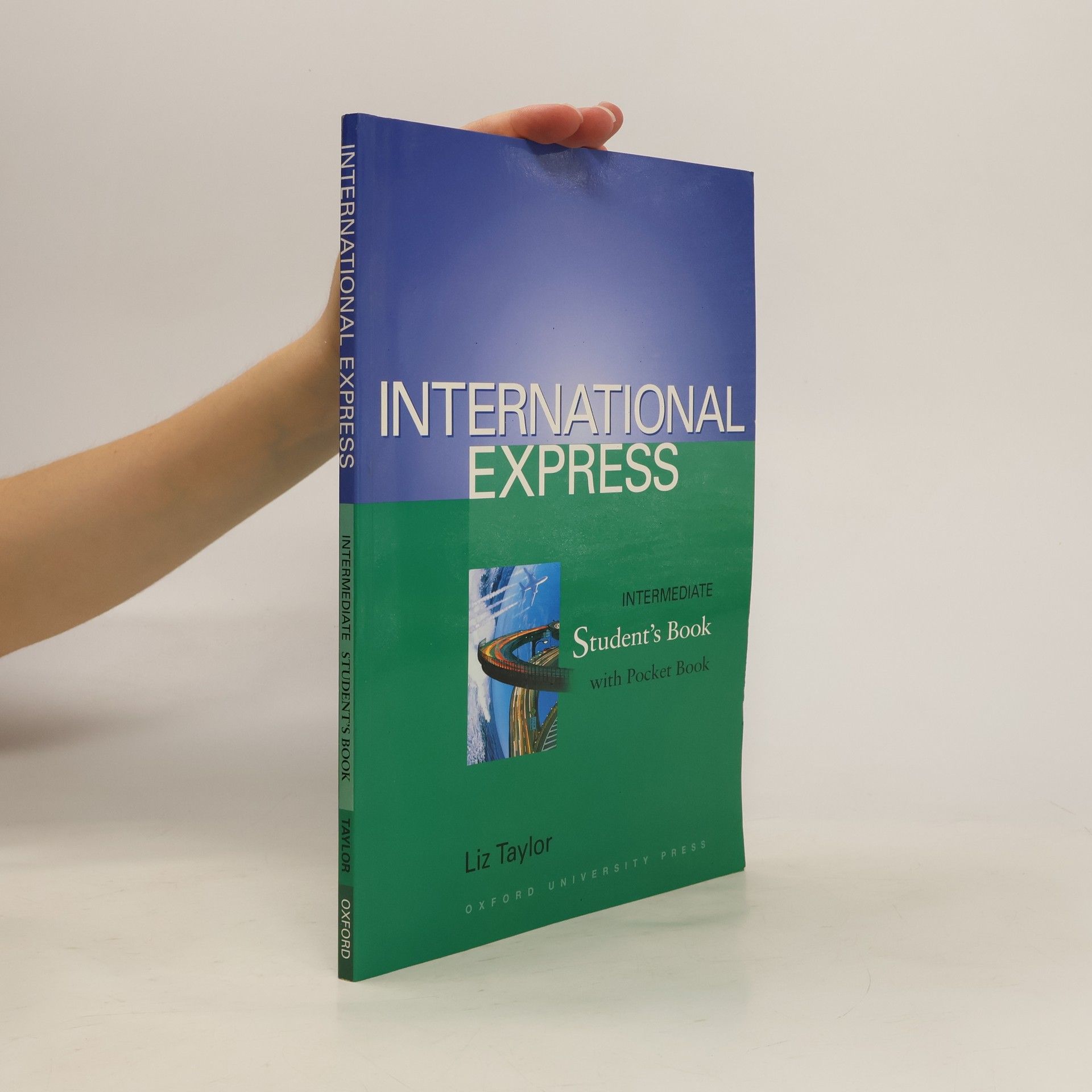 Liz Taylor International Express:Intermediate. Student's book