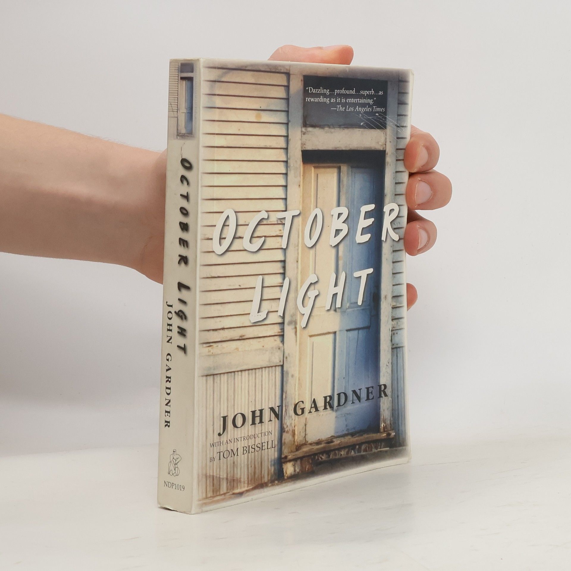 John Gardner October Light: Novel