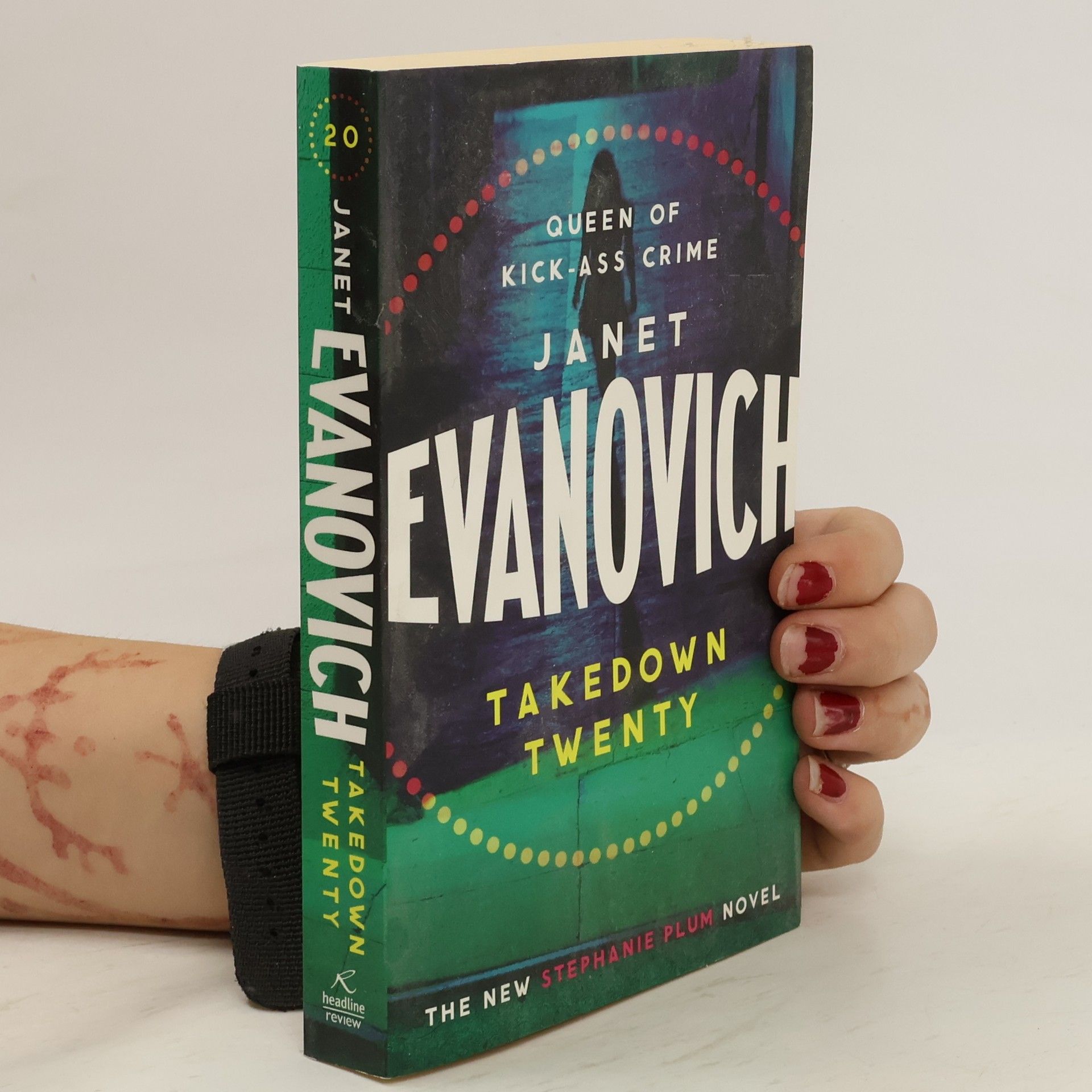 Janet Evanovich Takedown Twenty