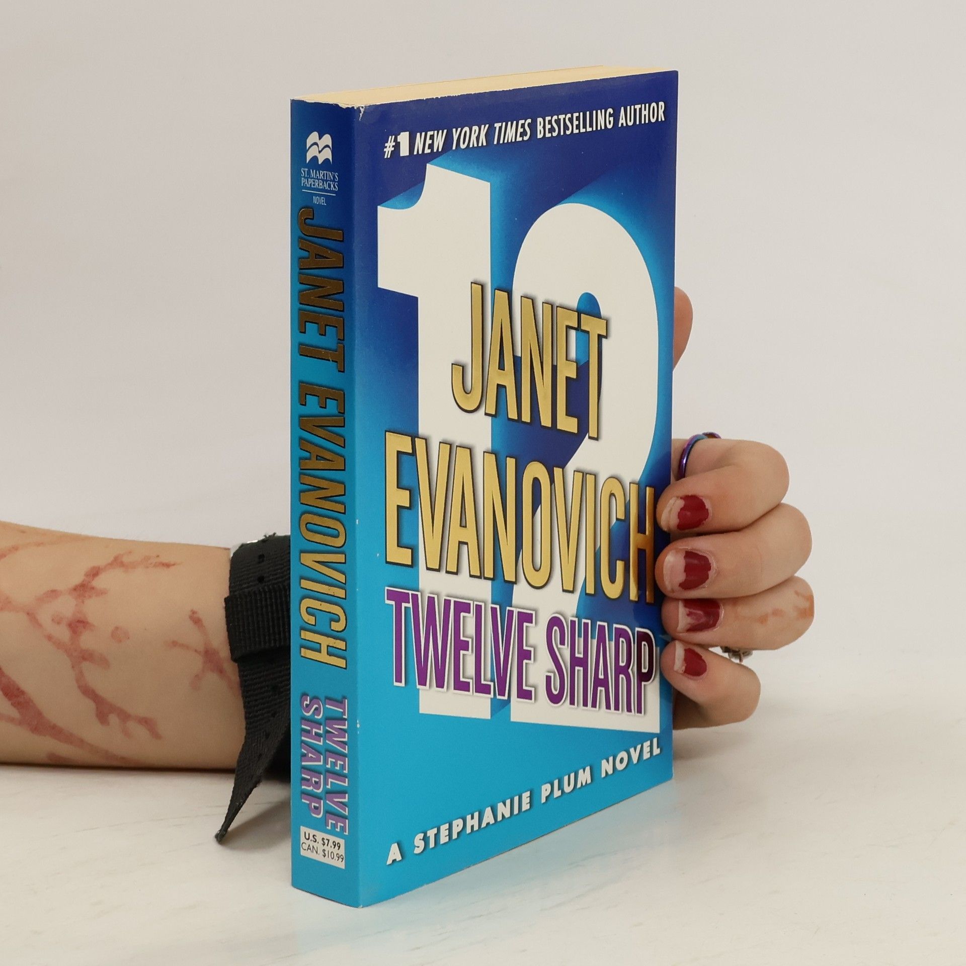 Janet Evanovich Twelve Sharp