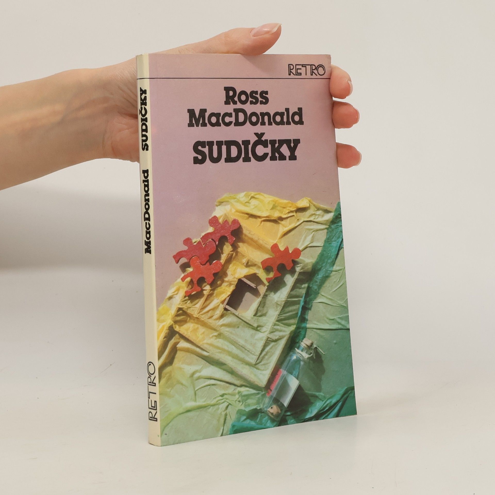 Ross Macdonald Sudičky