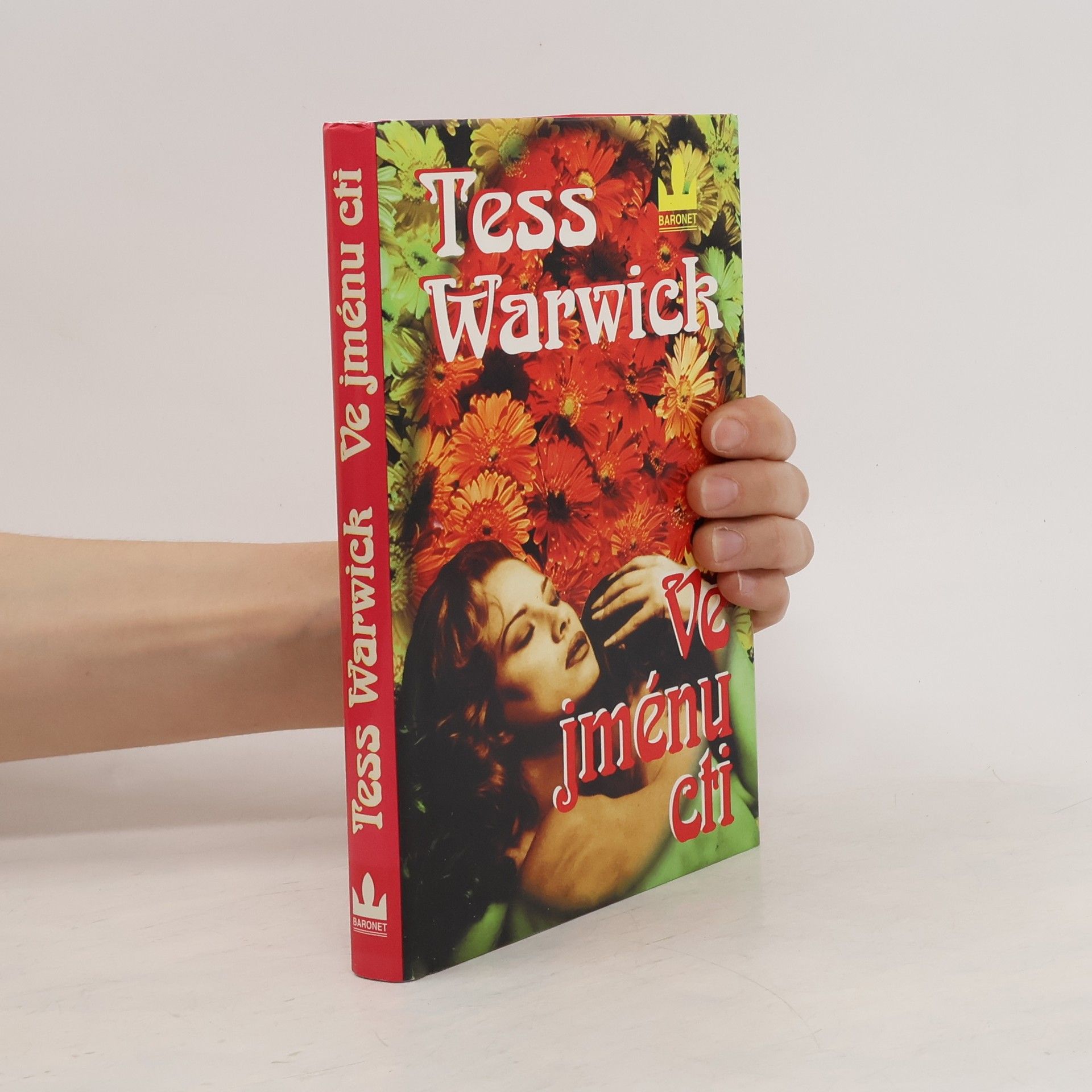 Tess Warwick Ve jménu cti