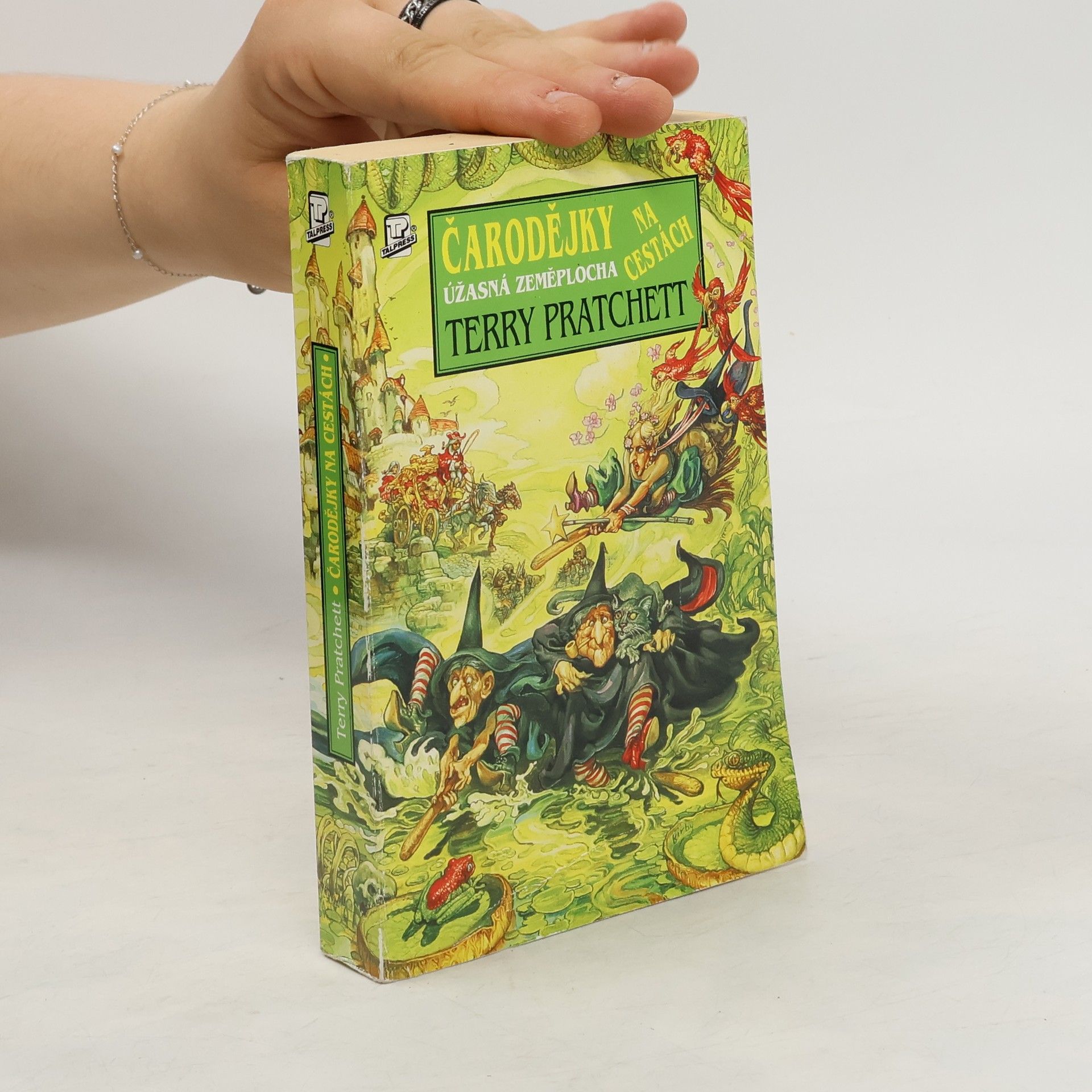 Terry Pratchett Čarodějky na cestách
