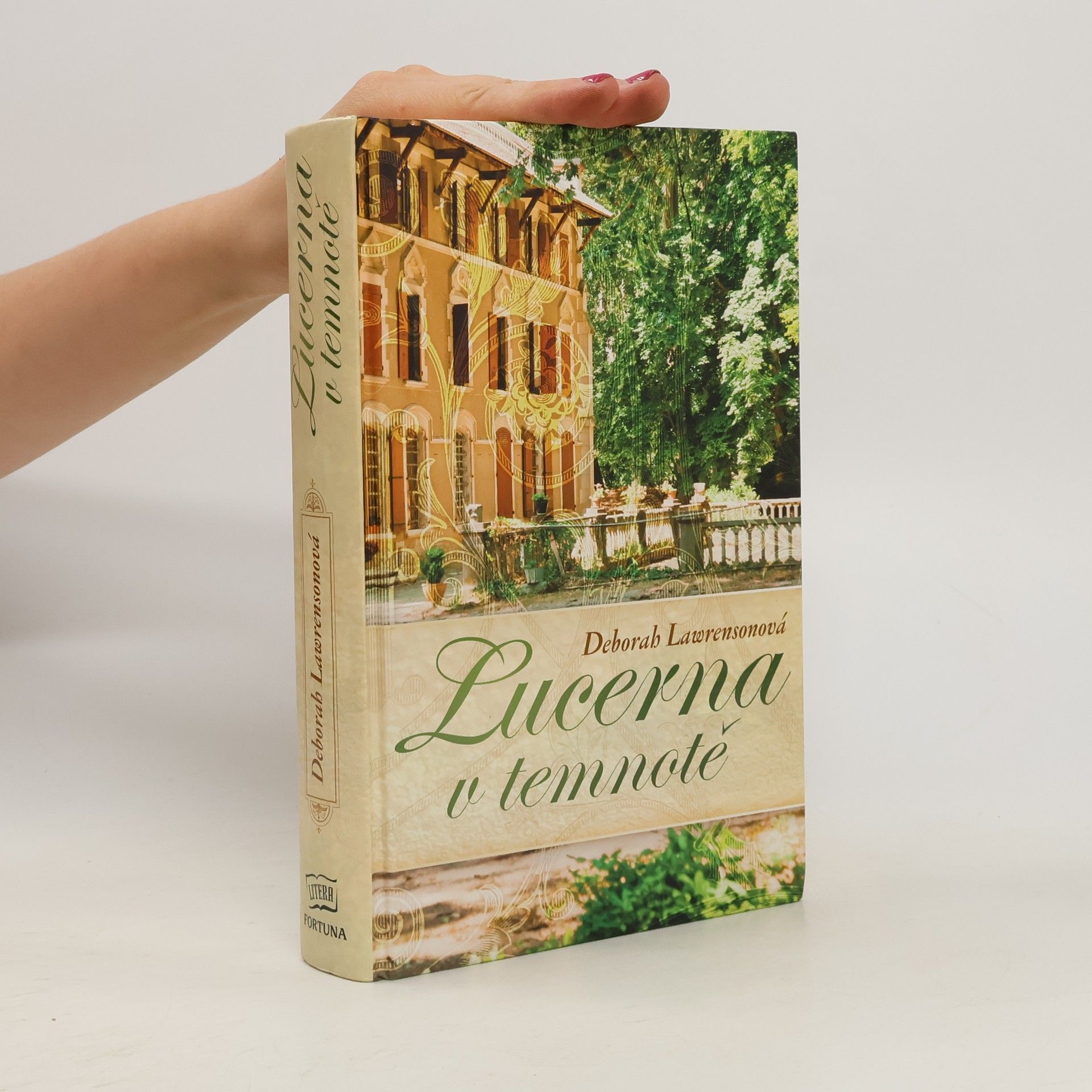 Deborah Lawrensová Lucerna v temnotě