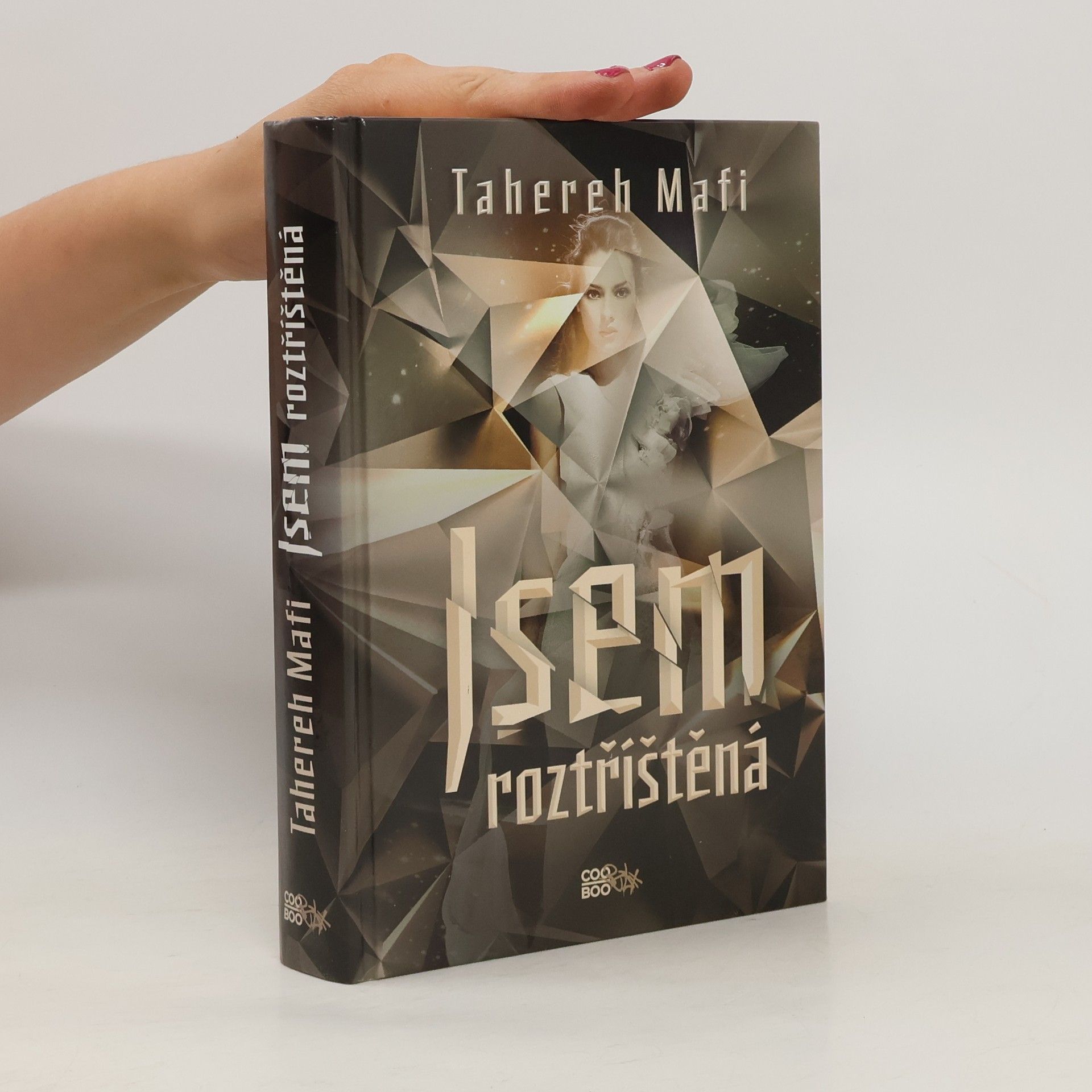 Tahereh Mafi Jsem roztříštěná