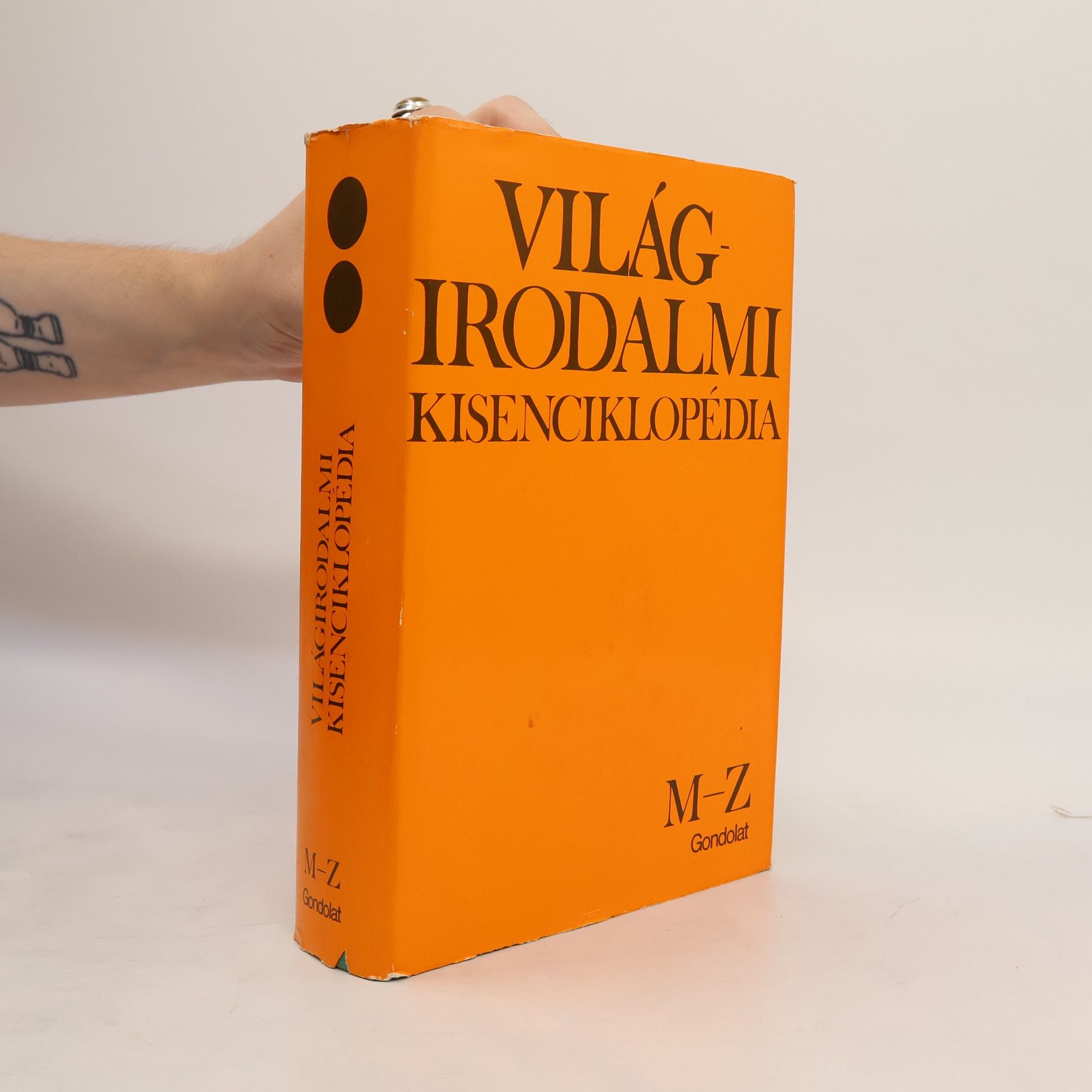 Collectif d'auteurs Világirodalmi kisenciklopédia A-L