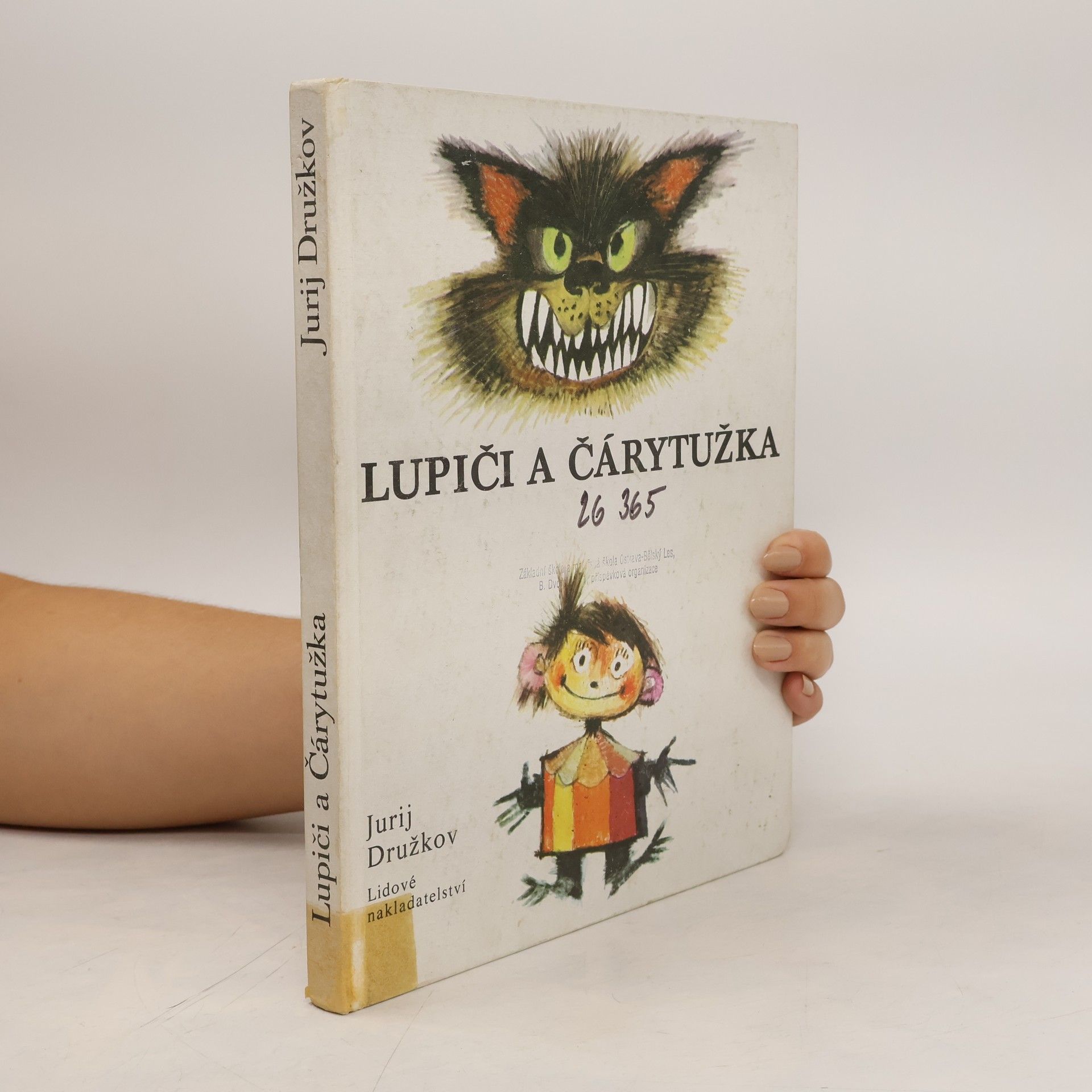 Jurij Družkov Lupiči a Čárytužka
