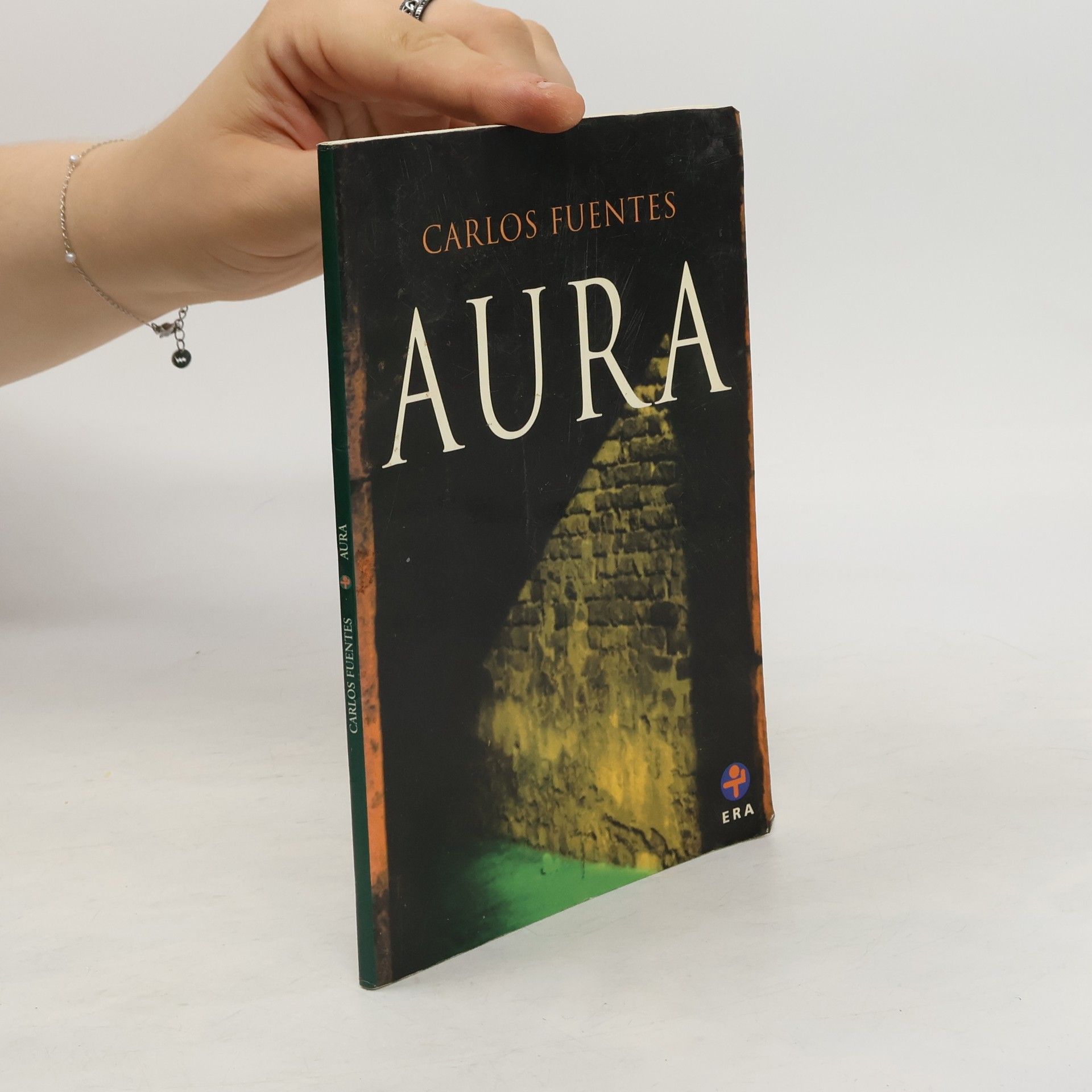 Carlos Fuentes Aura
