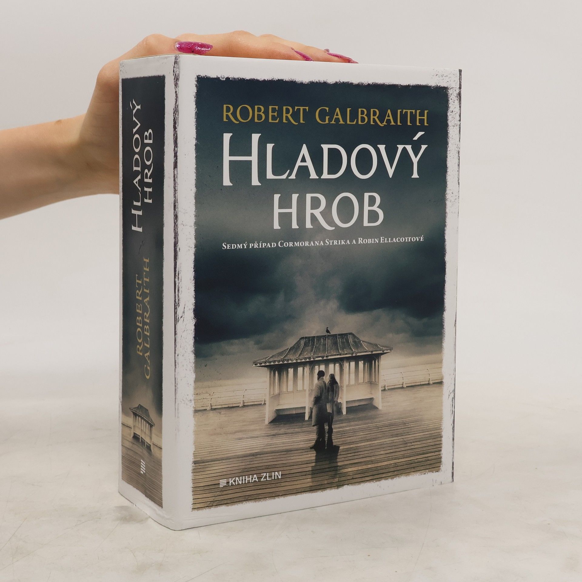 Robert Galbraith Hladový hrob