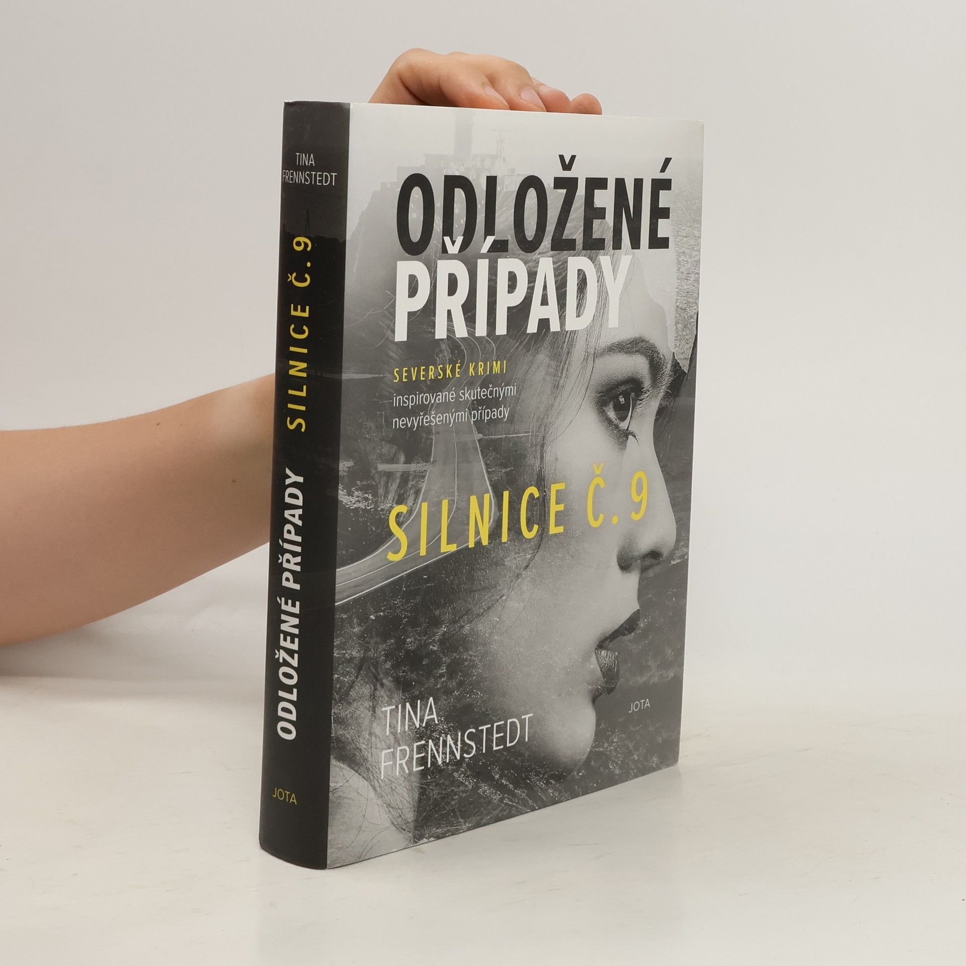 Tina Frennstedt Odložené případy. Silnice č.9