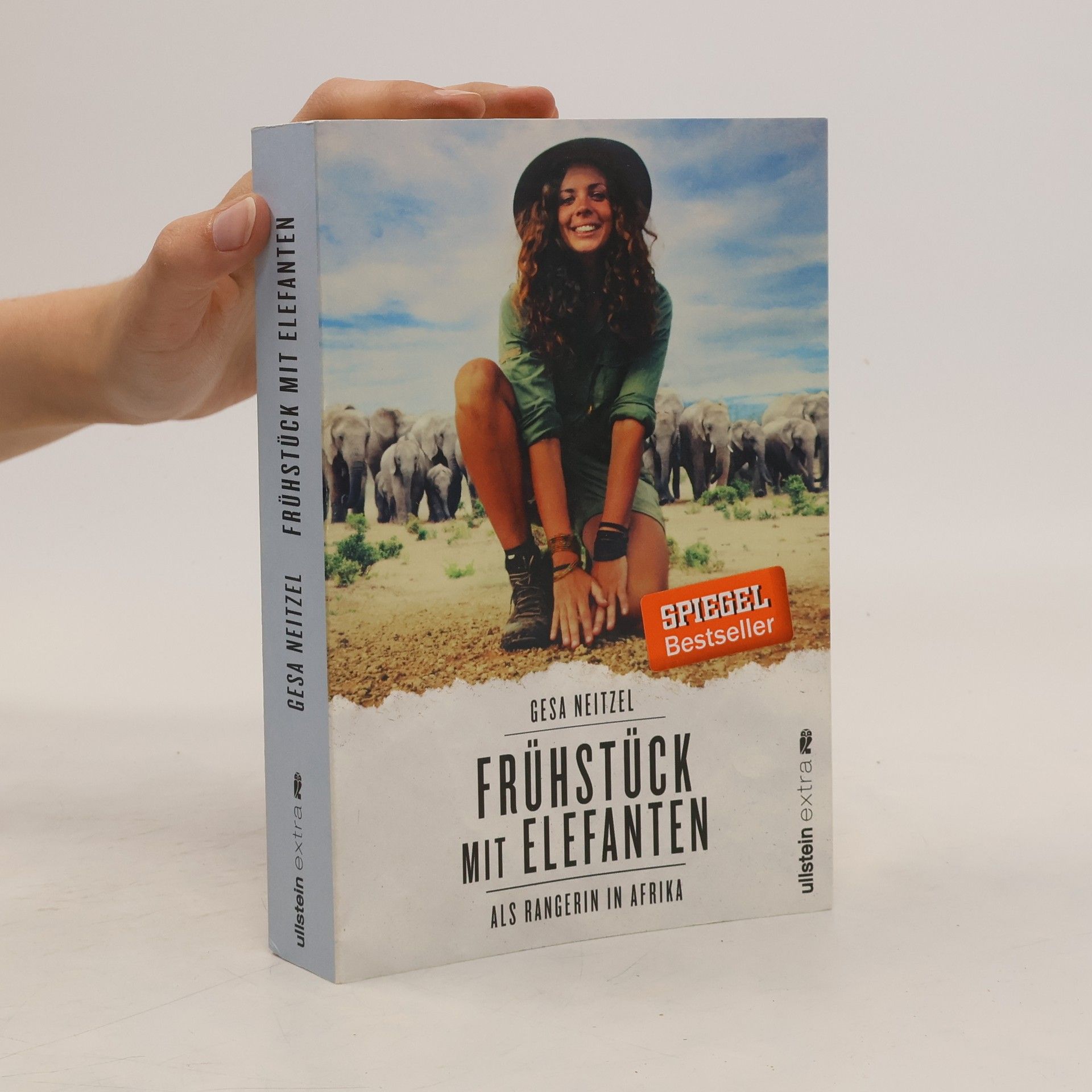 Gesa Neitzel Frühstück mit Elefanten