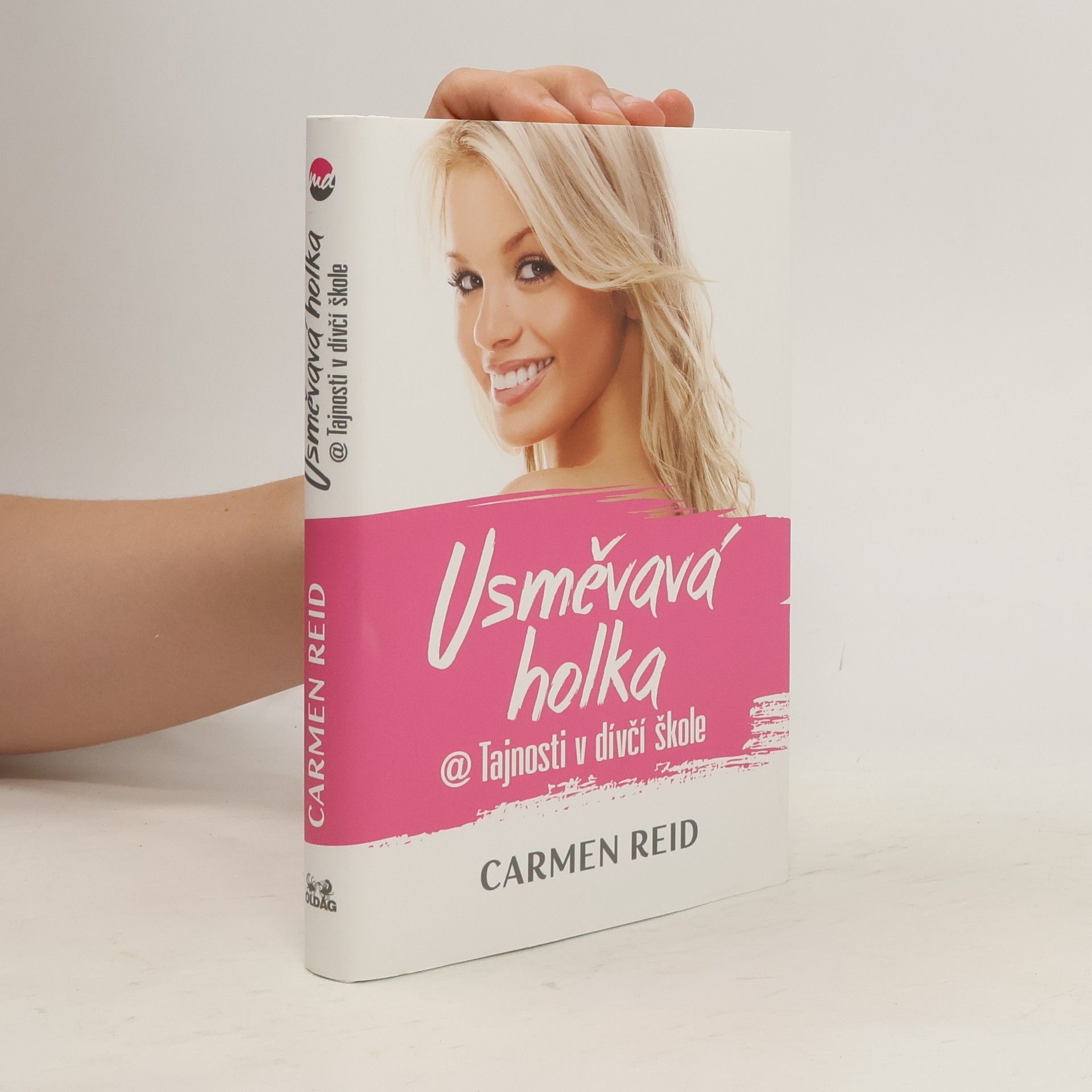 Carmen Reid Usměvavá holka @ Tajnosti v dívčí škole