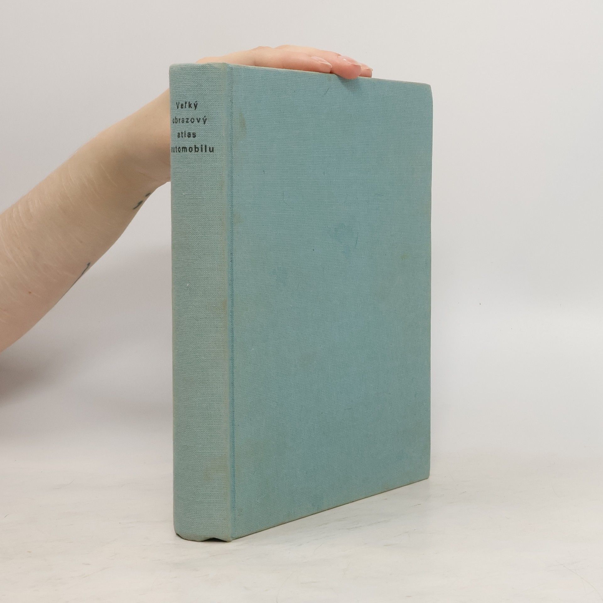 Graham Macbeth Veľký obrazový atlas automobilu