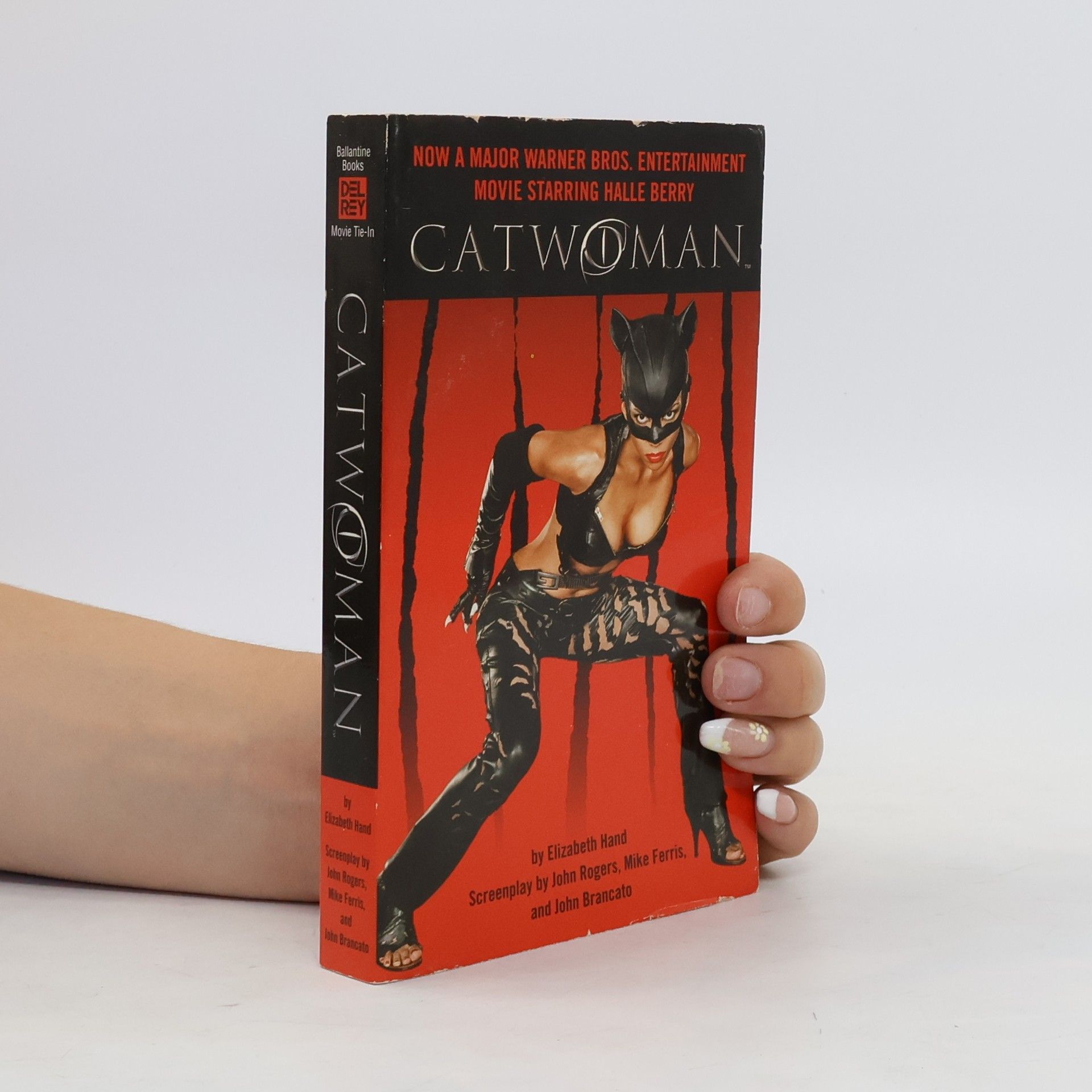 Elizabeth Hand Catwoman