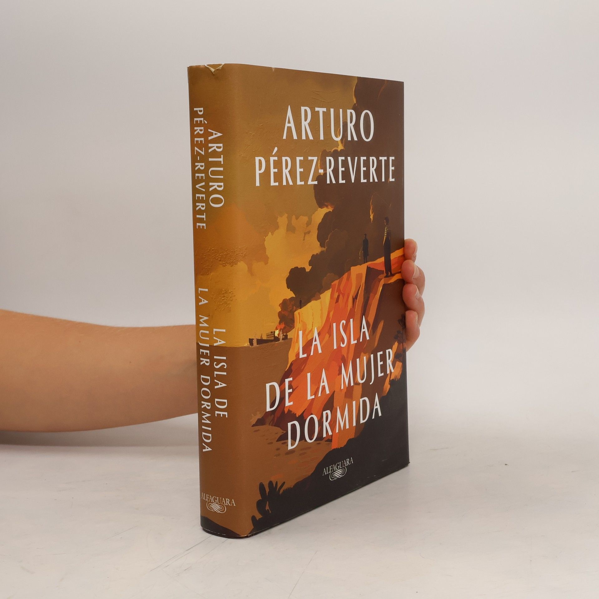 Arturo Pérez Reverte La isla de la mujer dormida