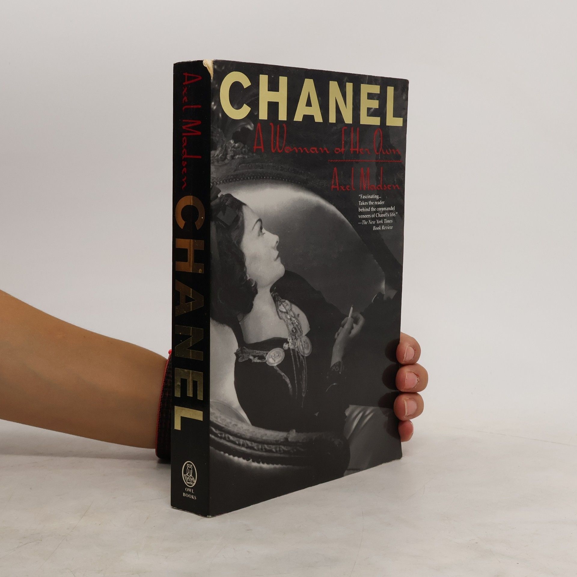 Axel Madsen Chanel