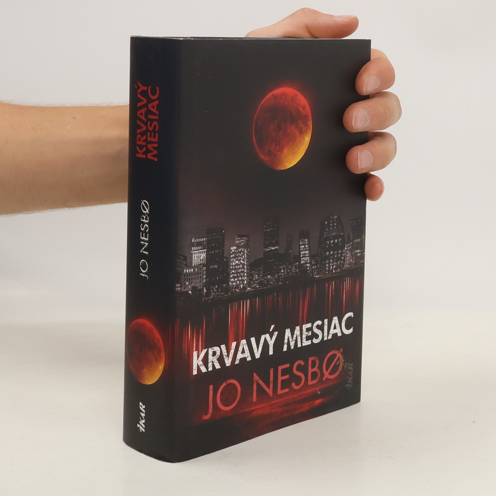 Jo Nesbø Krvavý mesiac