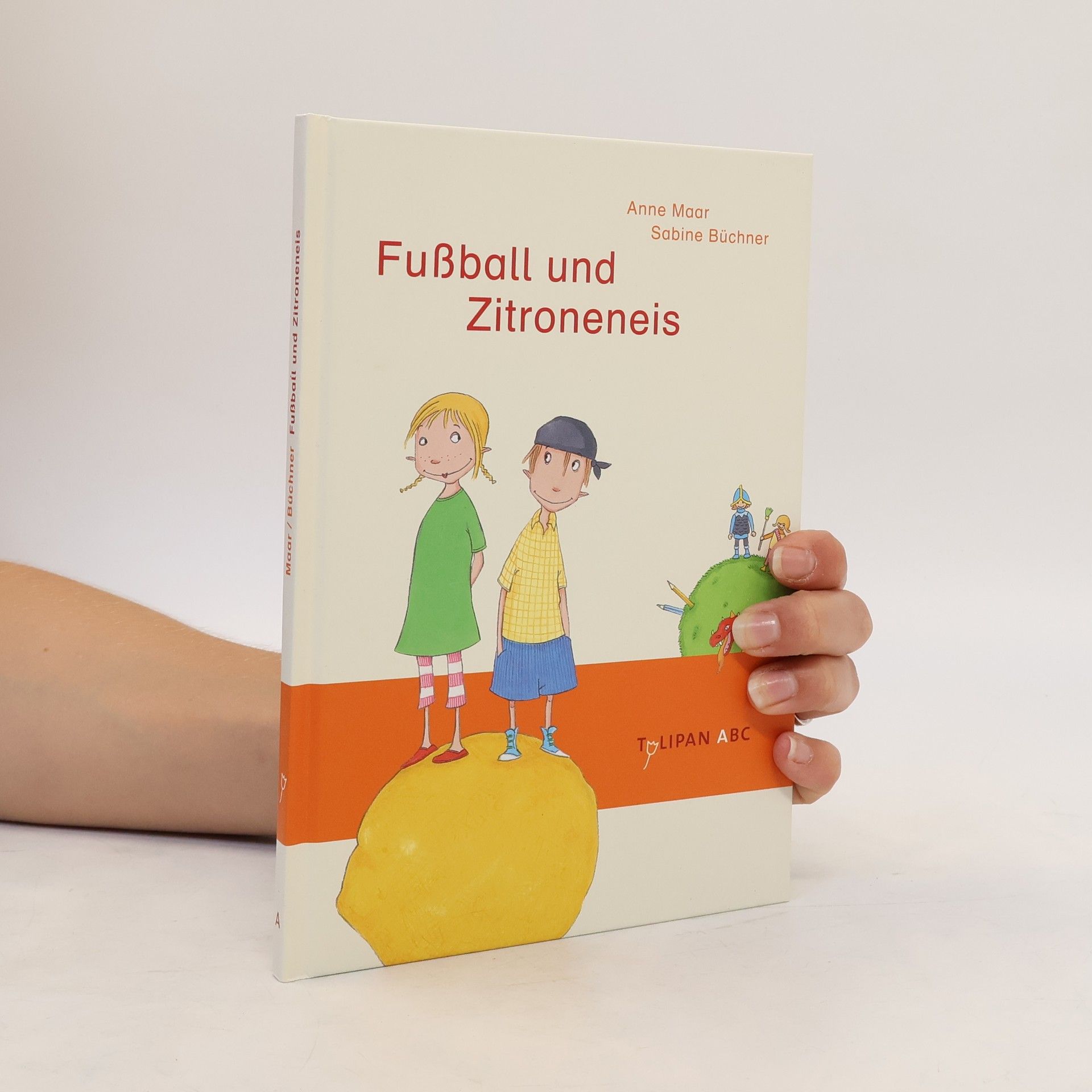 Anne Maar Fußball und Zitroneneis
