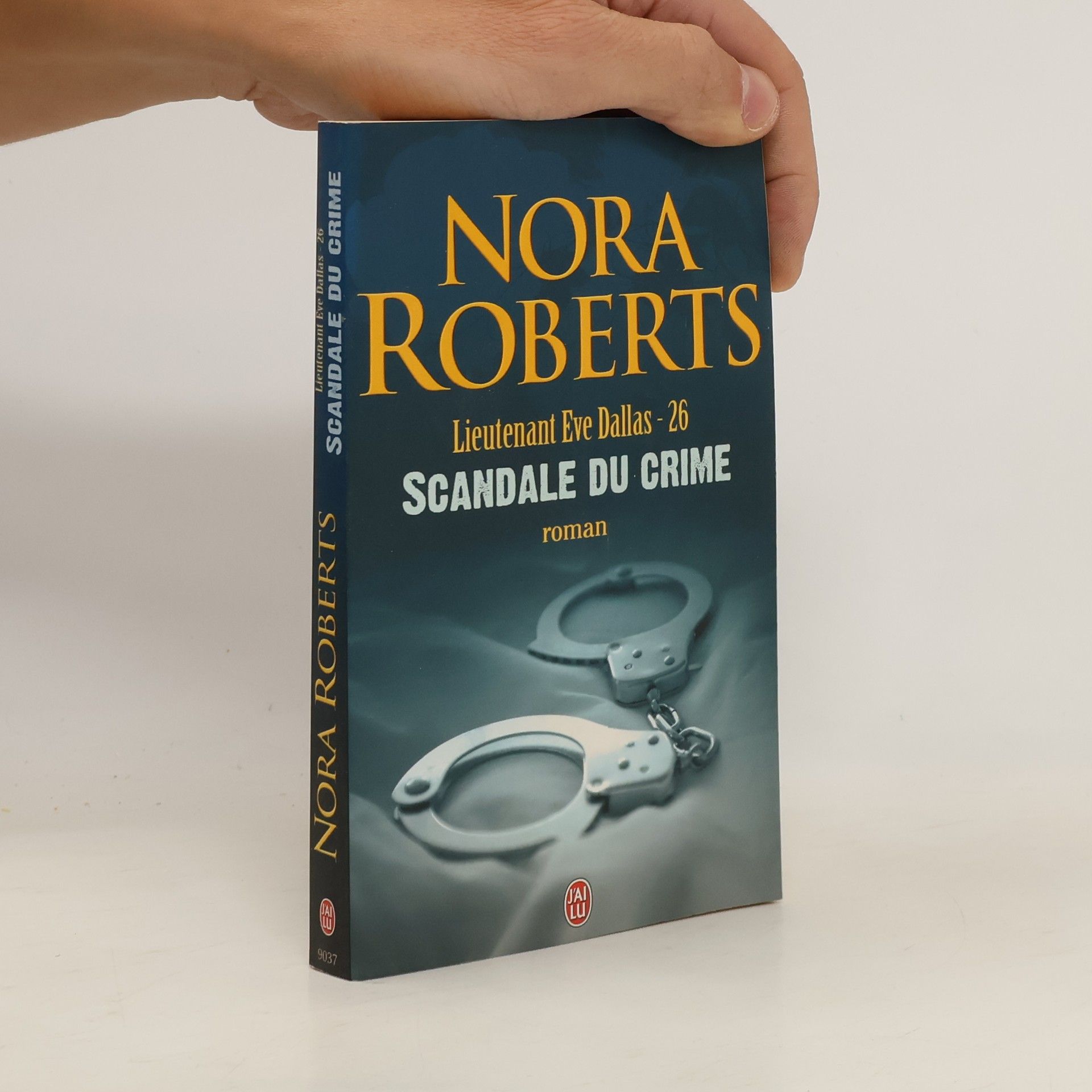 Nora Roberts Scandale du crime