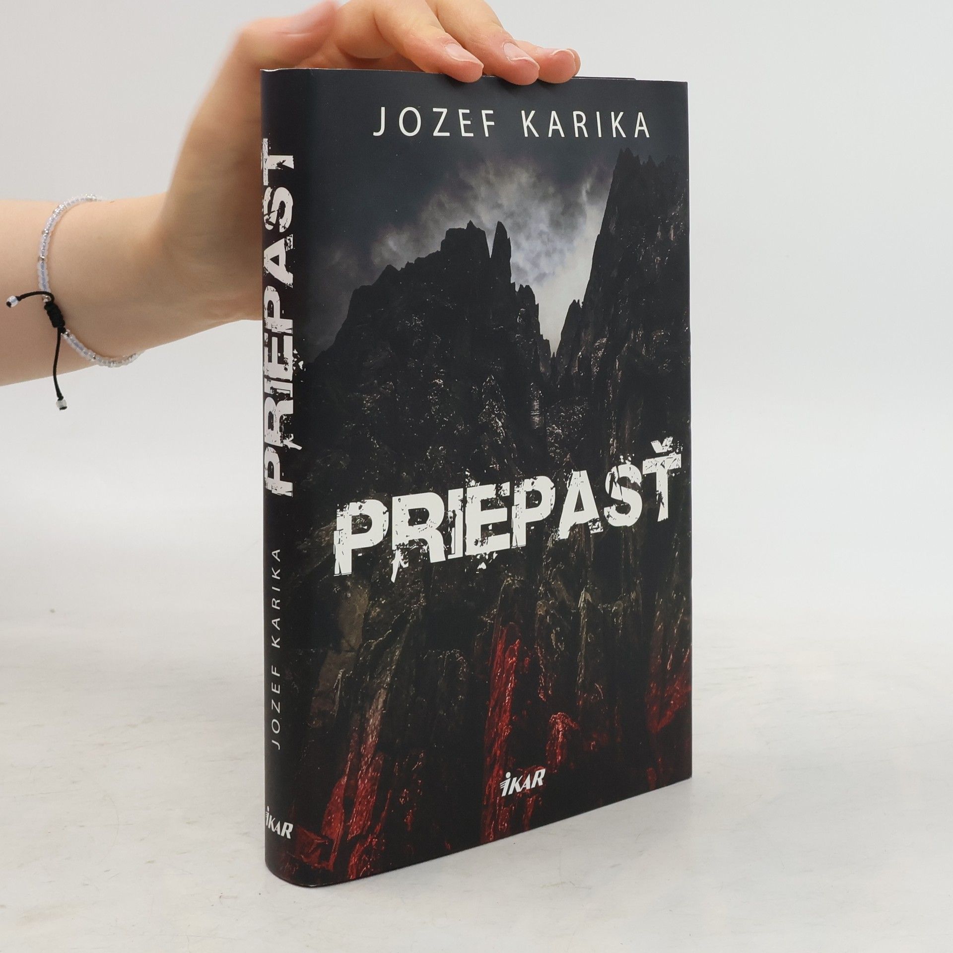 Jozef Karika Priepasť