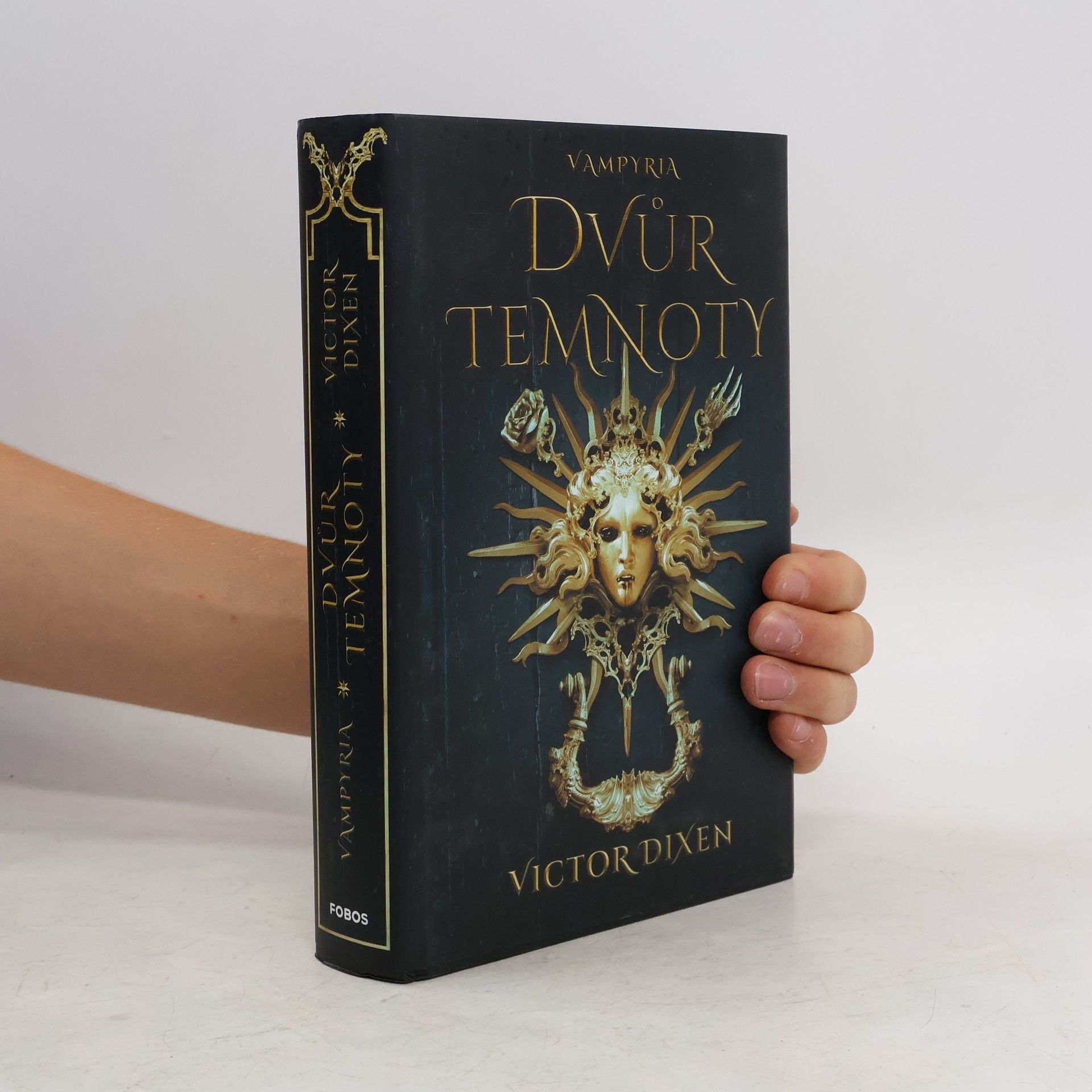 Victor Dixen Vampyria. Dvůr temnoty