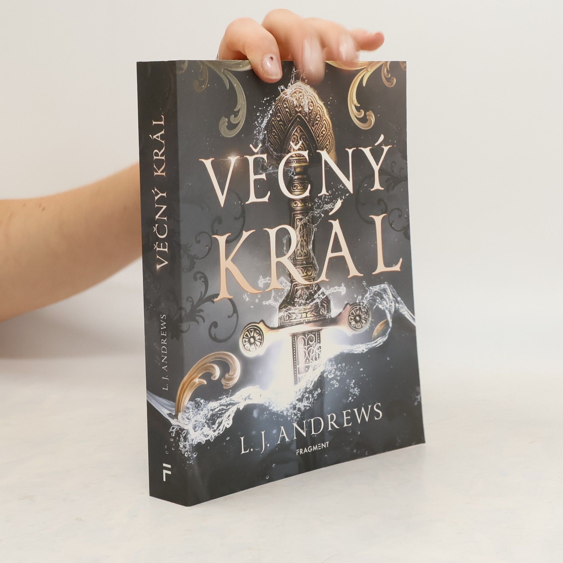L.J. Andrews Věčný král