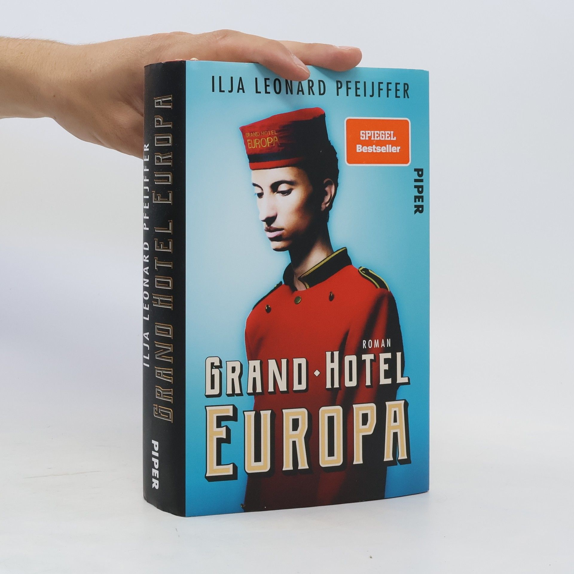 Ilja Leonard Pfeijffer Grand Hotel Europa