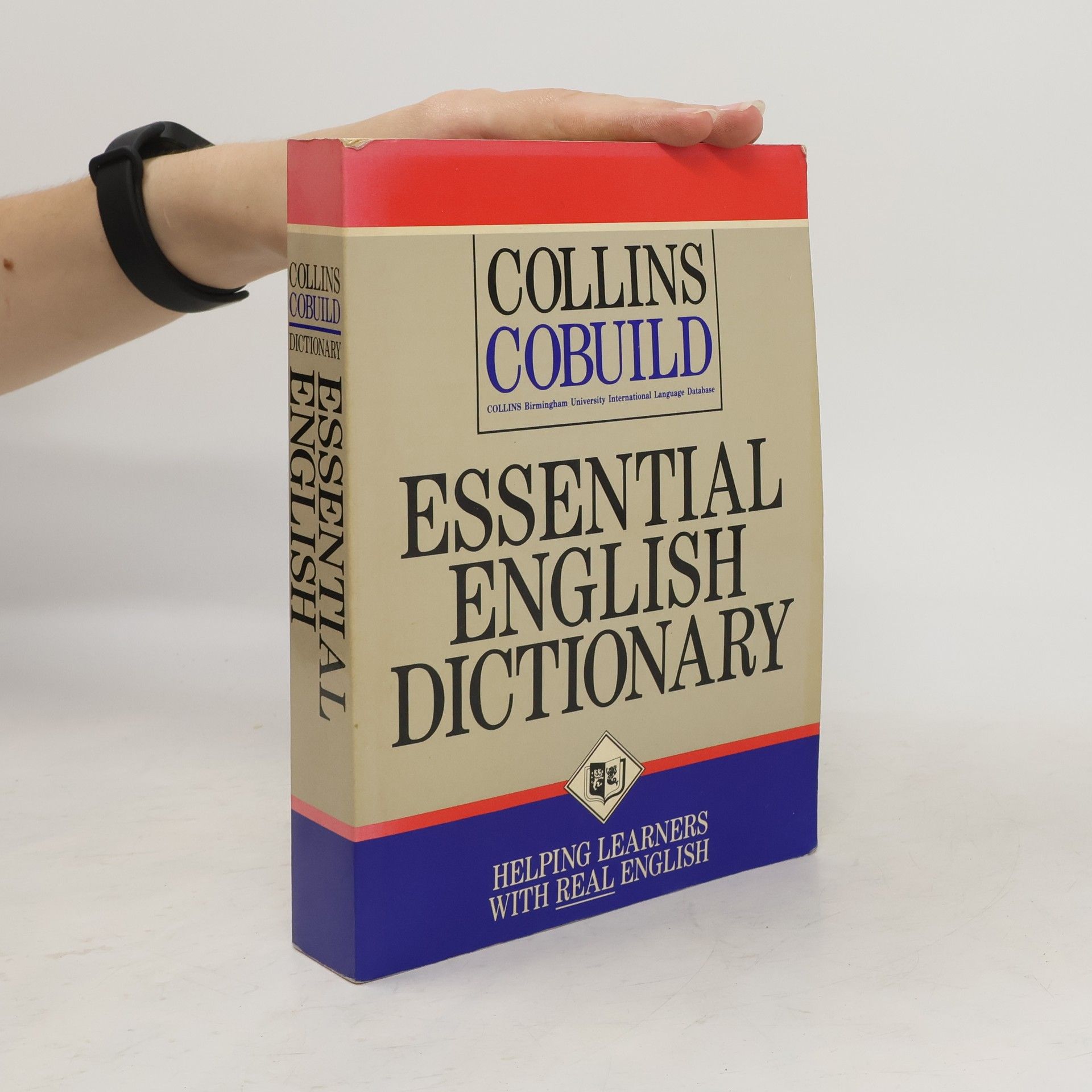 AA.VV. Essential English Dictionary