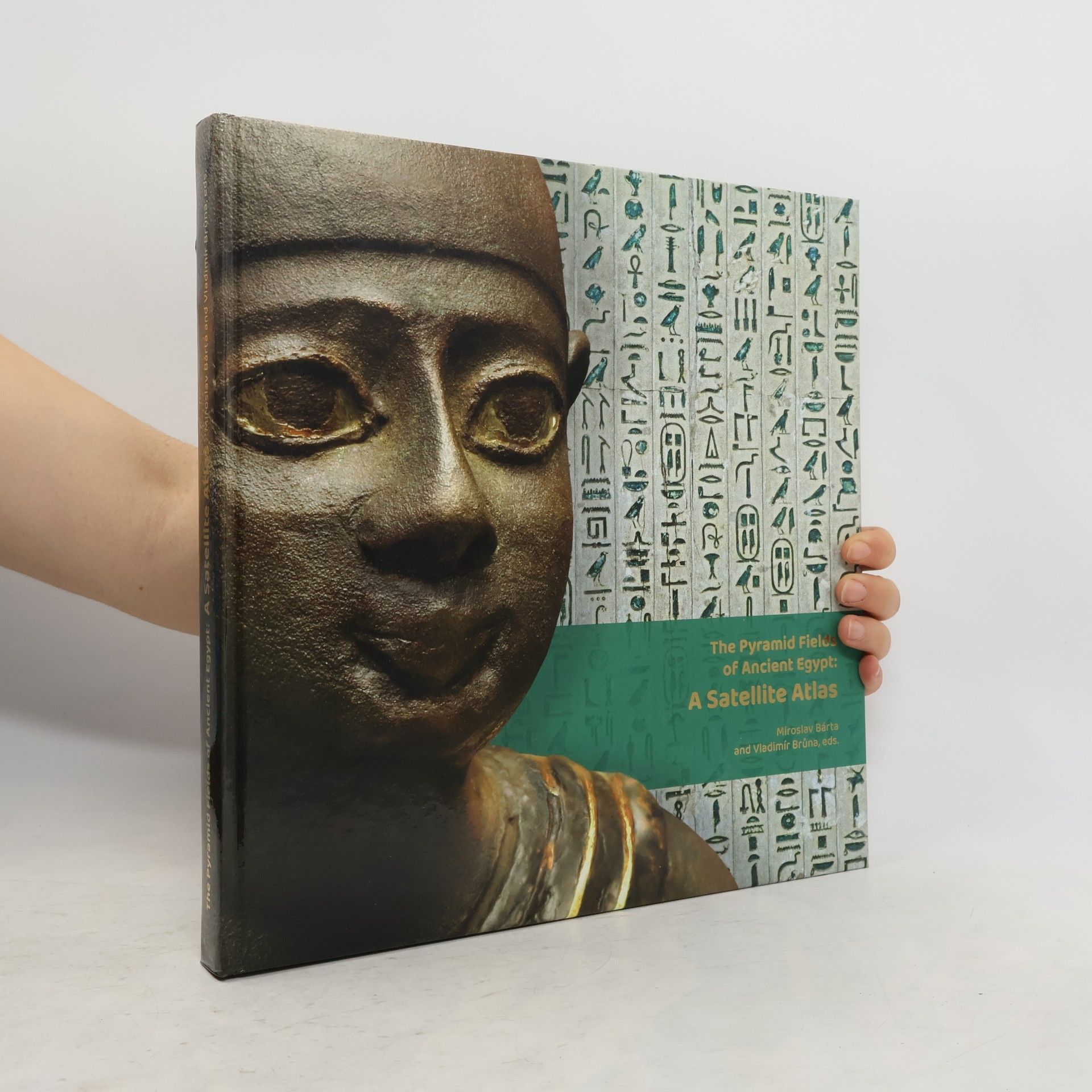 Collectif d'auteurs The pyramid fields of ancient Egypt : a satellite atlas