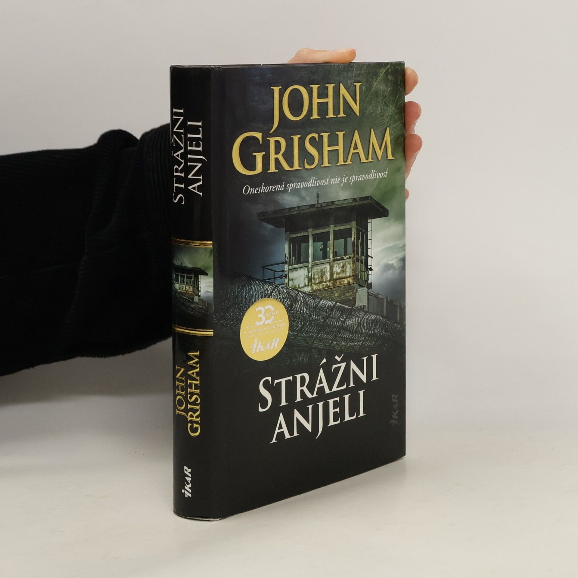 John Grisham Strážni anjeli