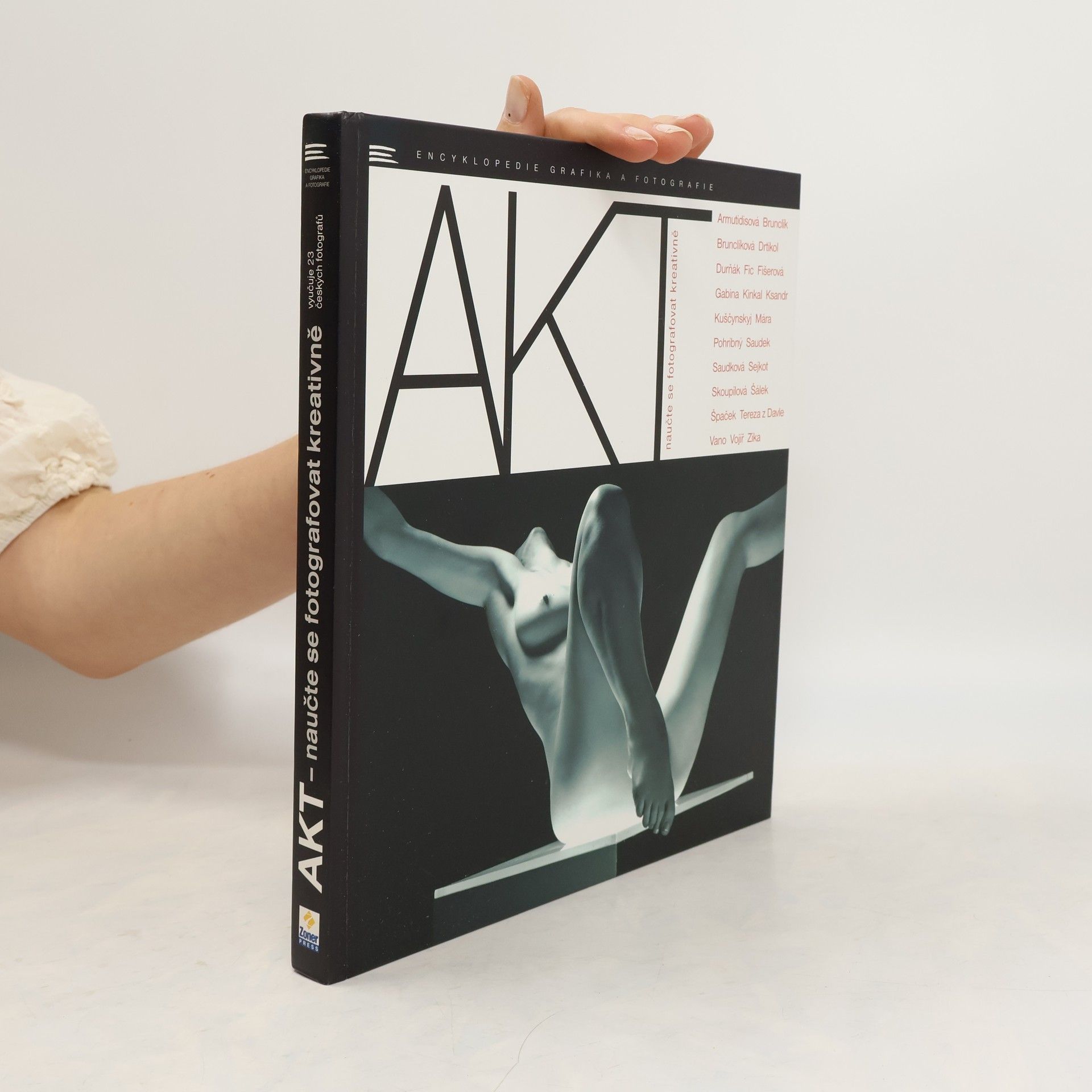Irena Armutidisová Akt: Naučte se fotografovat kreativně