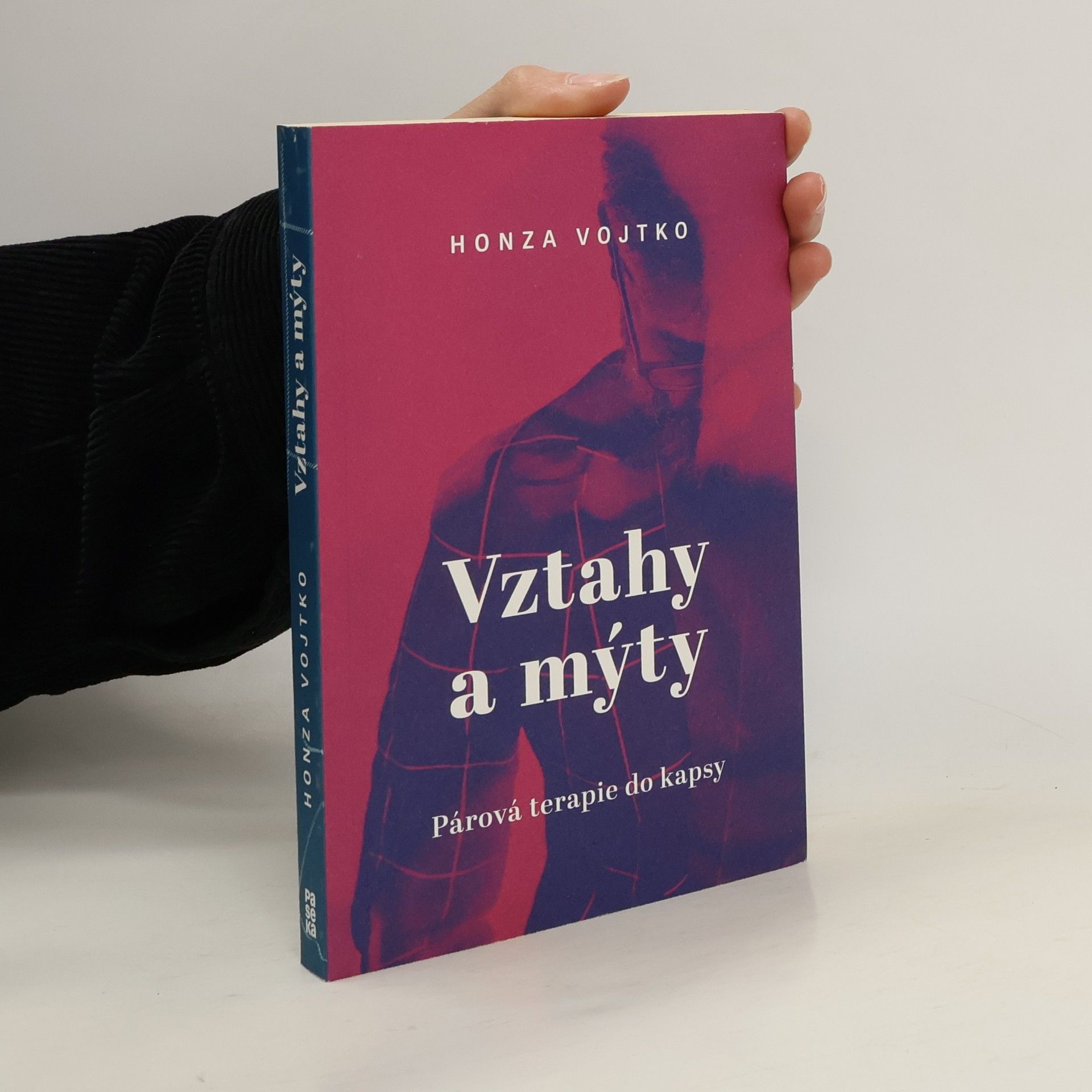 Jan Vojtko Vztahy a mýty