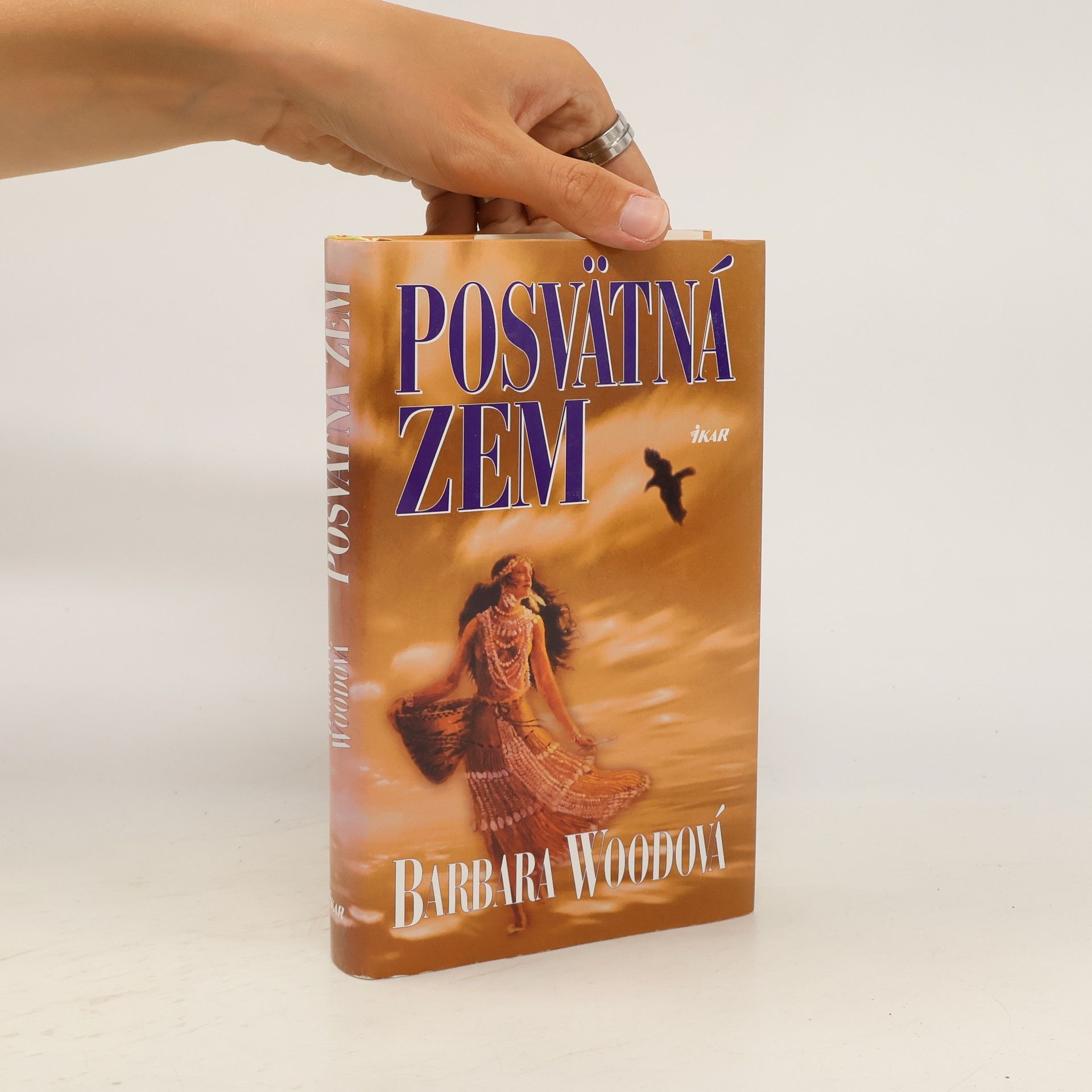 Barbara Wood Posvätná zem