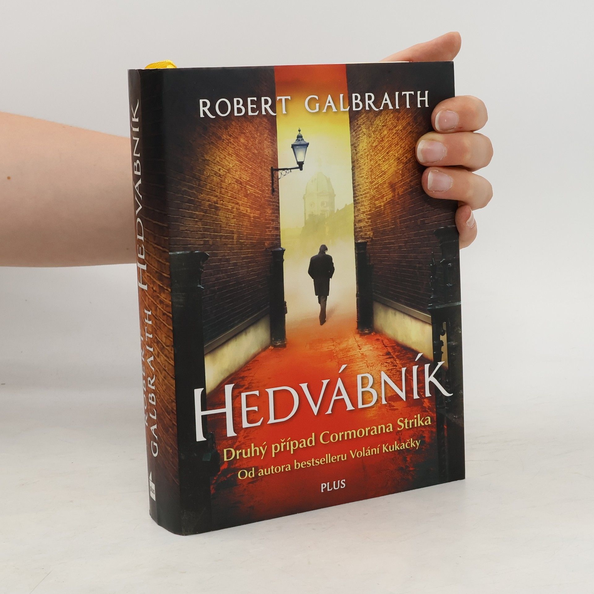 Joanne K. Rowlingová Hedvábník