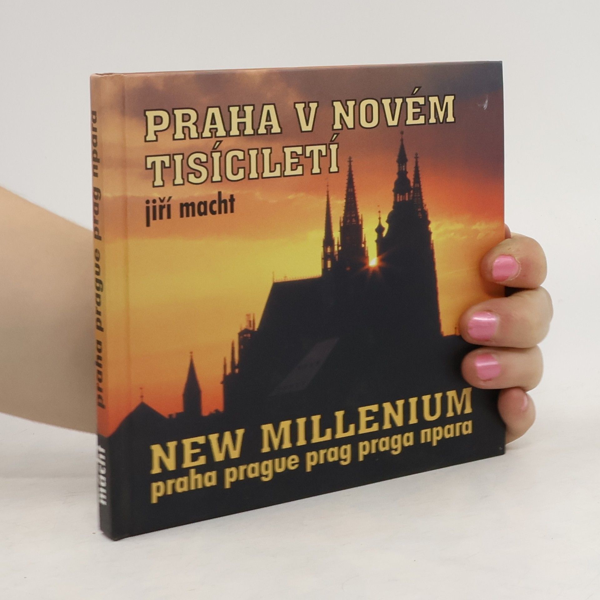 Jiří Macht Praha v novém tisíciletí