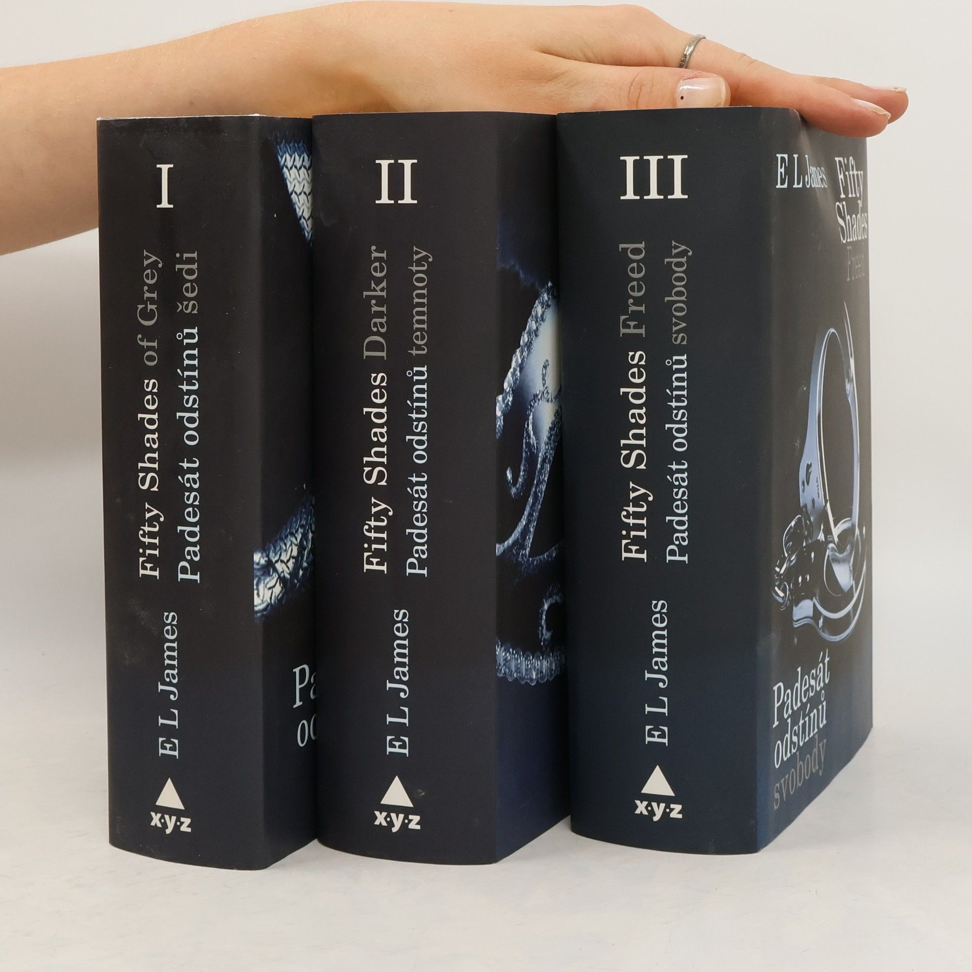 E L James Fifty Shades of Grey I.-III.