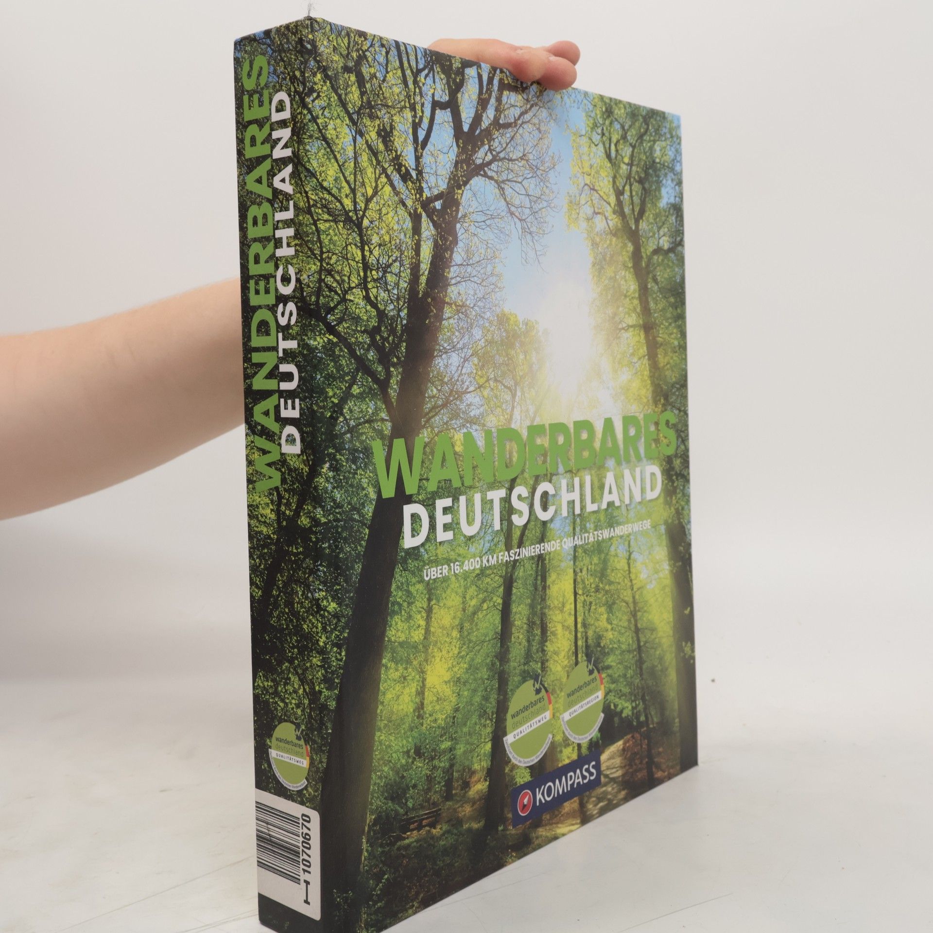 kolektiv KOMPASS Bildband Wanderbares Deutschland. Mit großer Deutschlandkarte zum Herausnehmen und GPX-Tracks zum Download.
