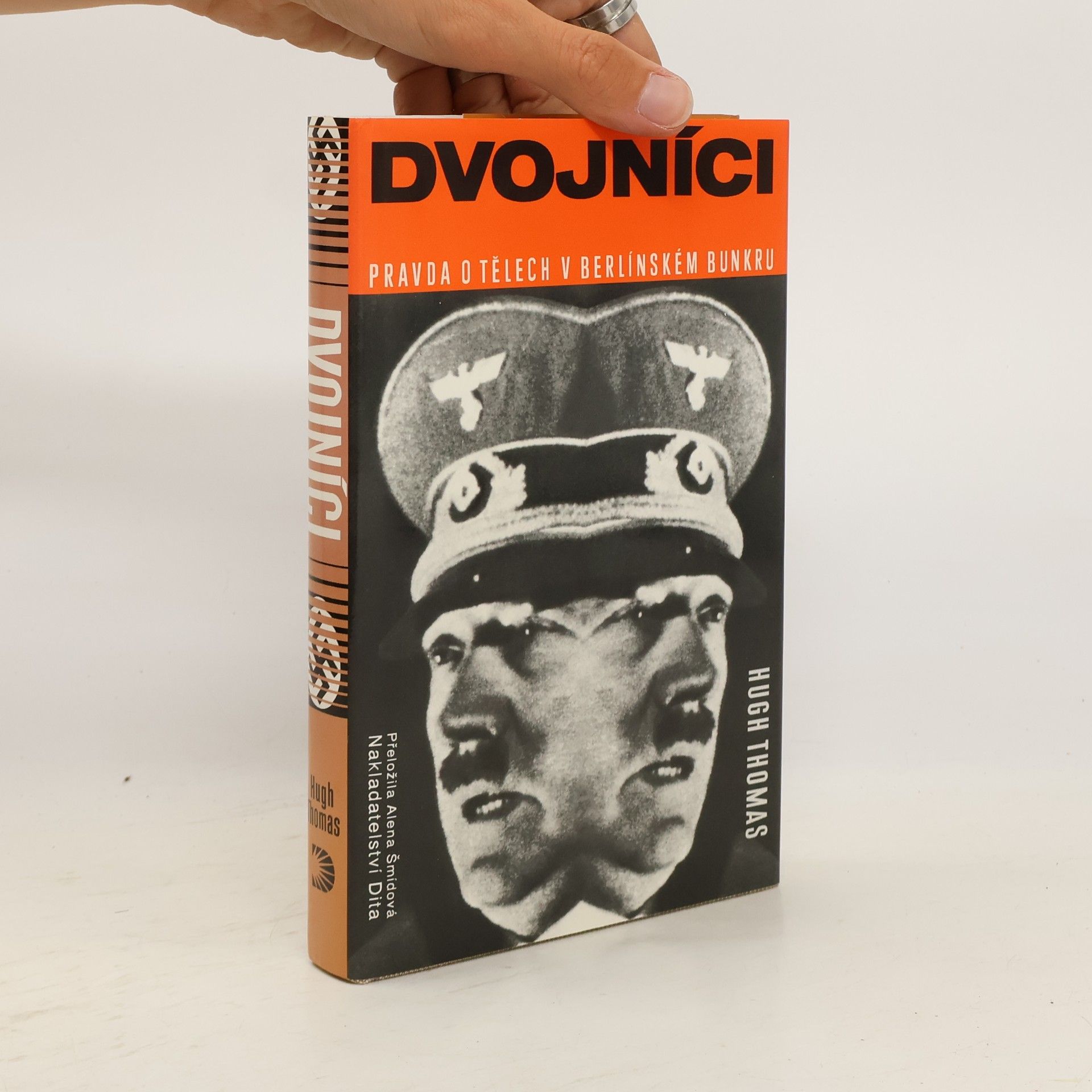 Hugh Thomas Dvojníci