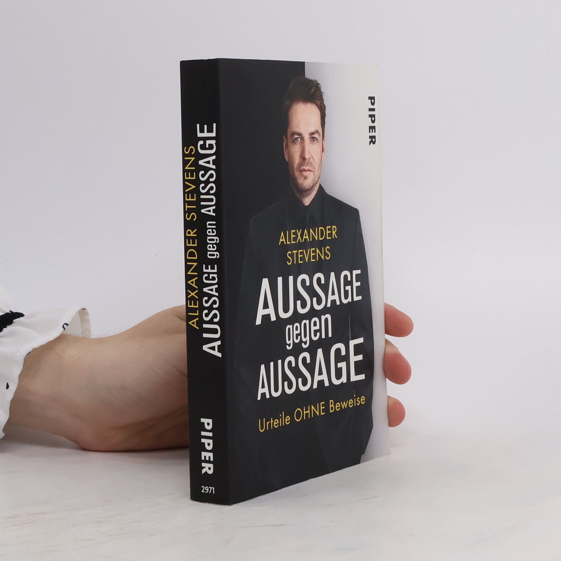 Alexander Stevens Aussage gegen Aussage