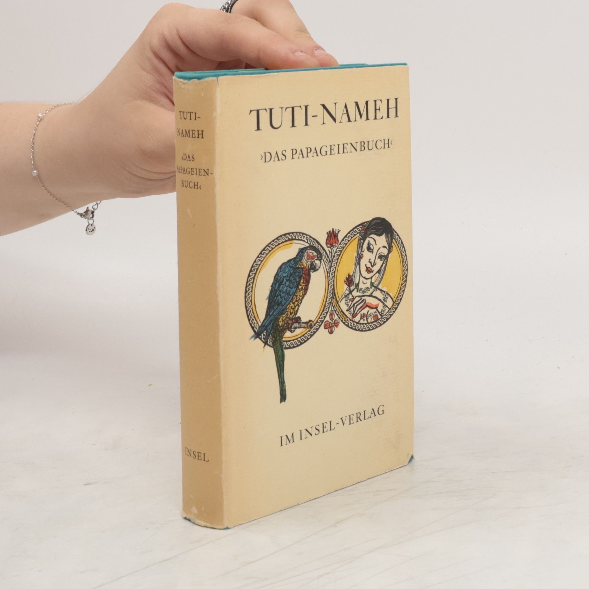 Collectif d'auteurs Tuti-Nameh
