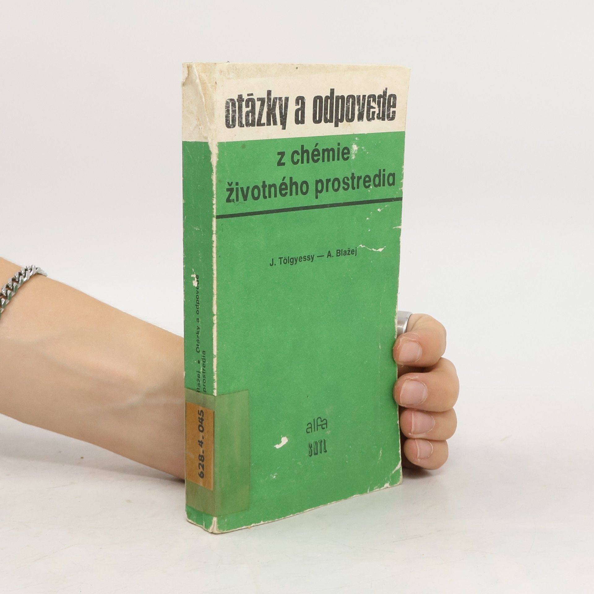 J. Tölgyessy  Otázky a odpovede z chémie životného prostredia