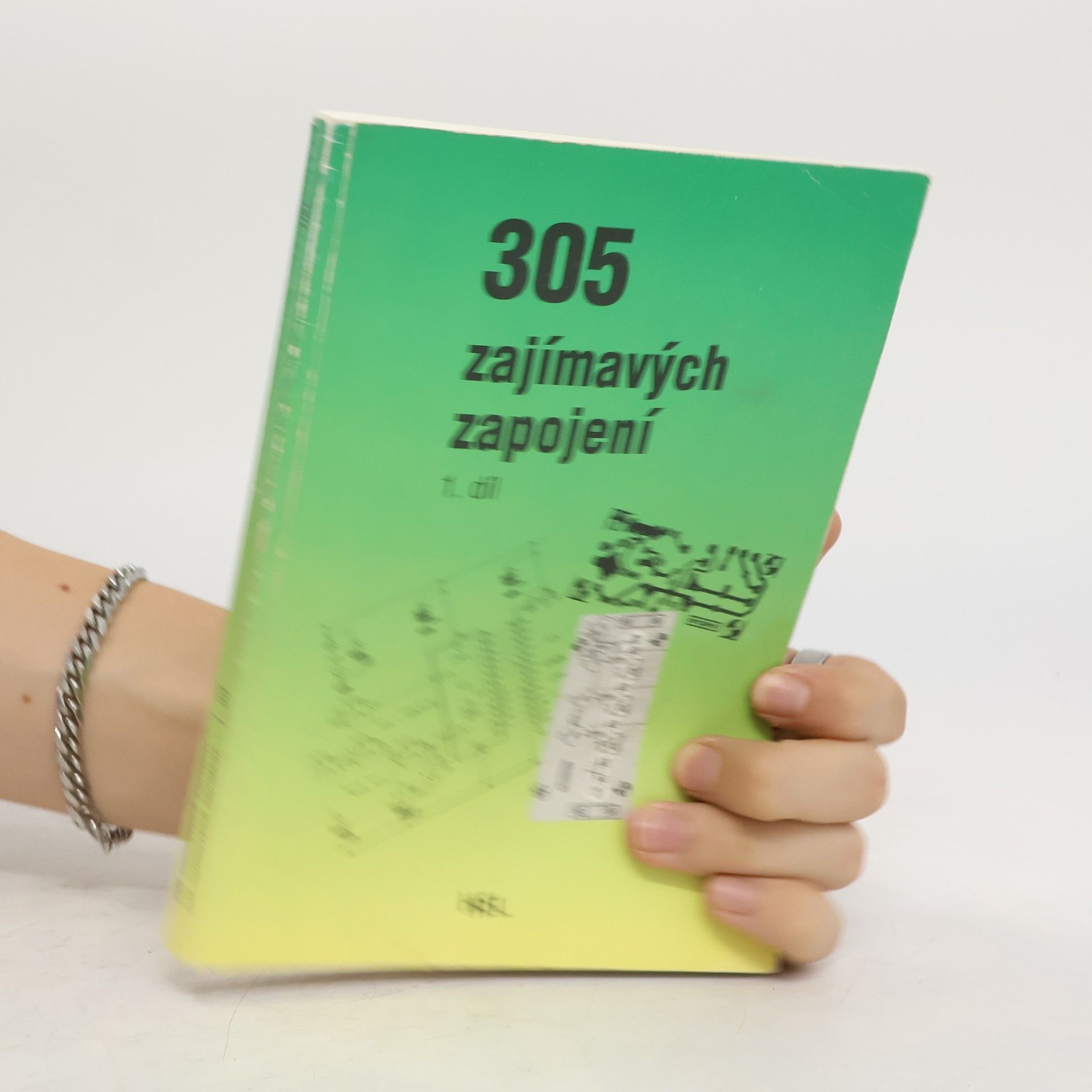 Václav Losík 305 zajímavých zapojení. 1. díl, Radiotechnika, měření a testování, generátory a oscilátory, počítače a přídavná zařízení, audio a video, koníčky a hry, telefonní technika
