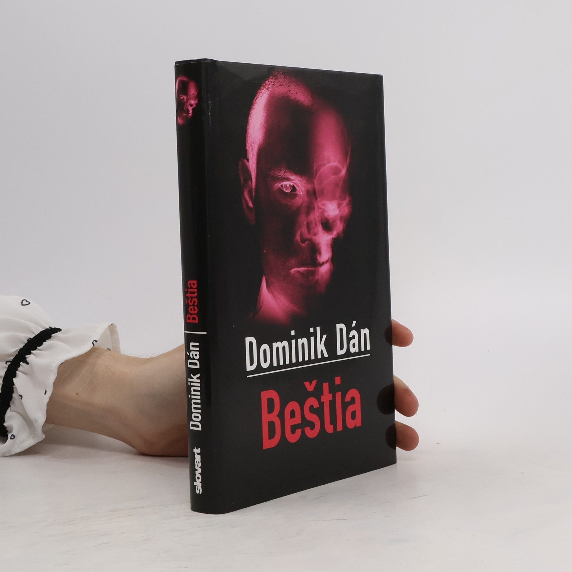 Dominik Dán Beštia