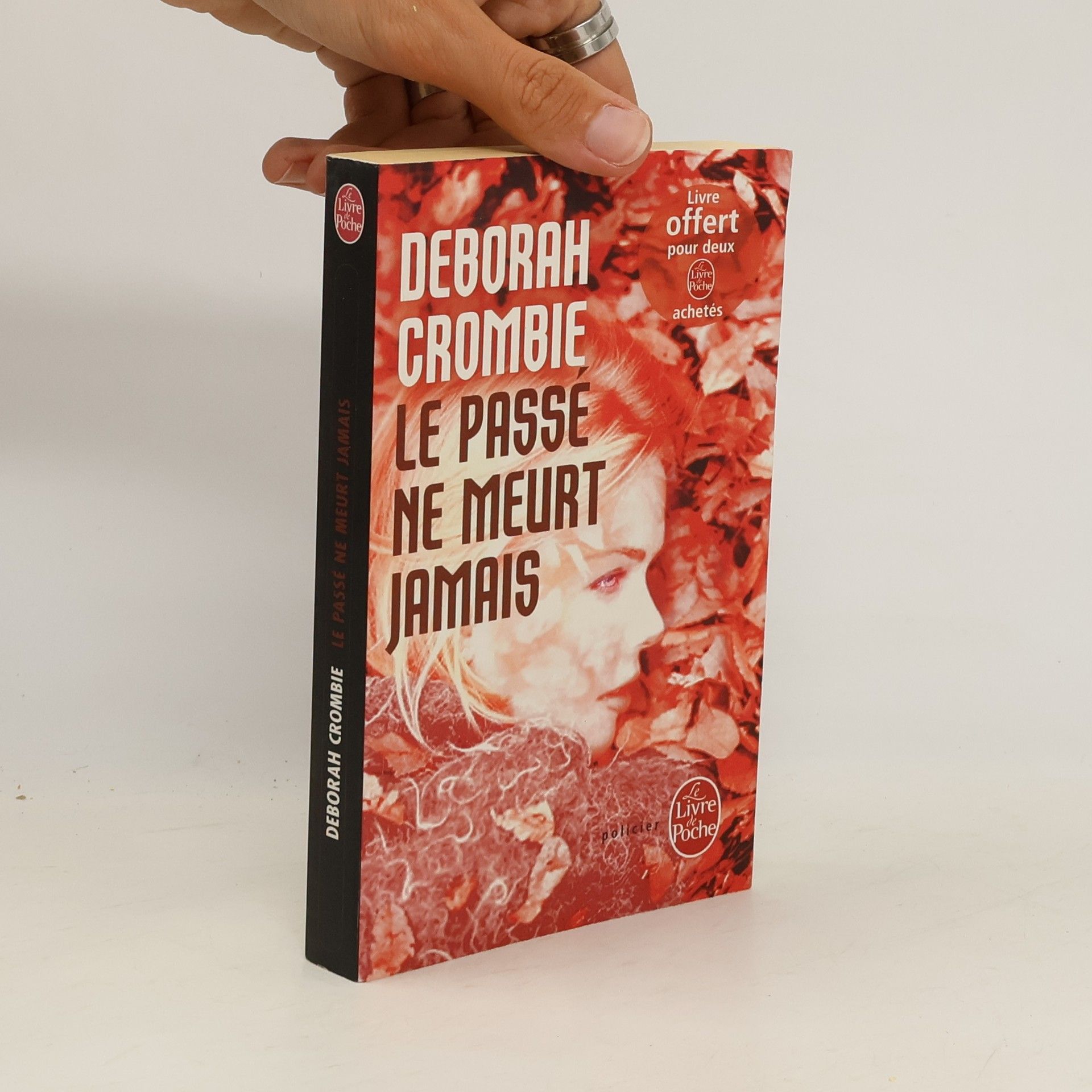 Deborah Crombie Le passé ne meurt jamais