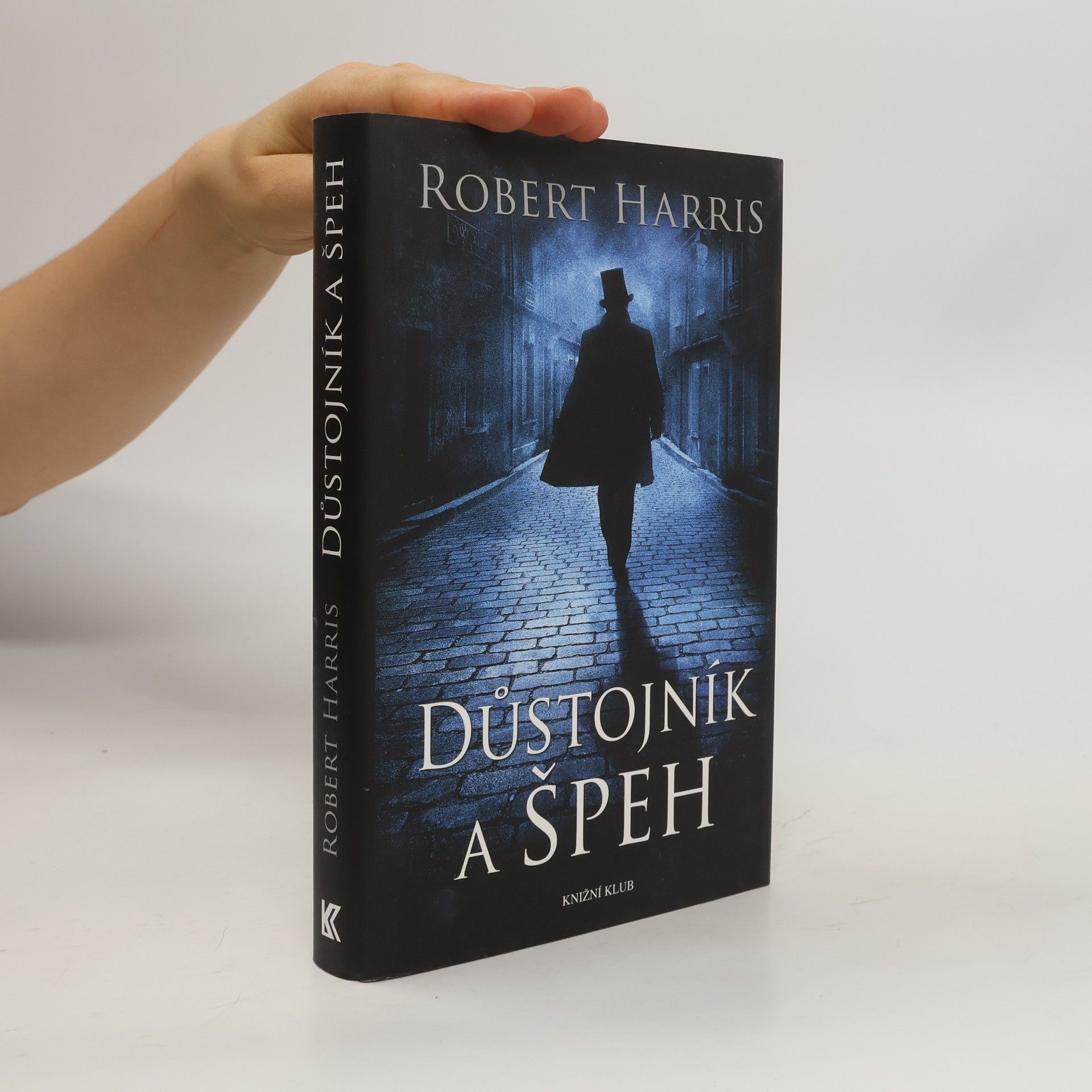 Robert Harris Důstojník a špeh